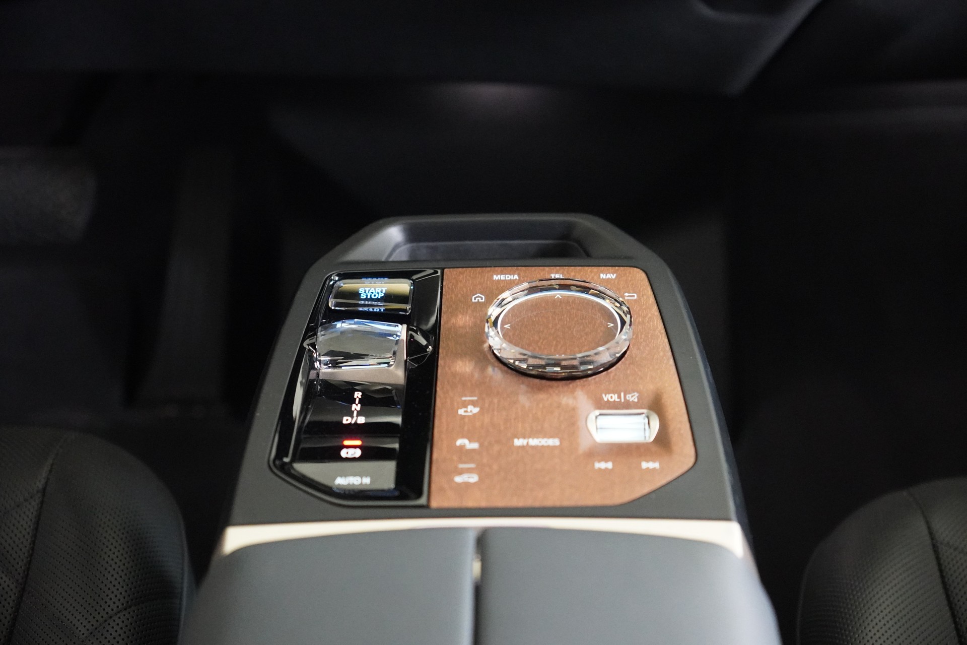 BMW iX xDrive50-image-20