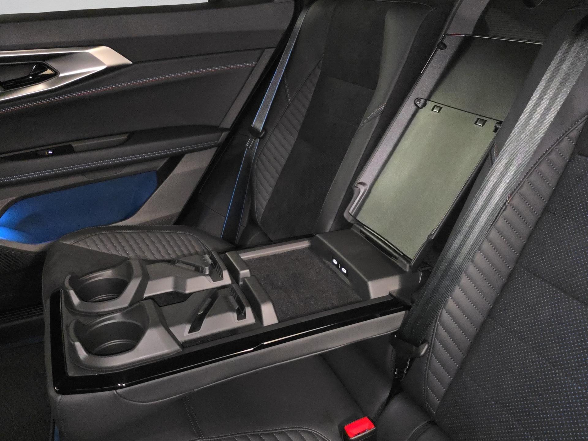 RENAULT Rafale 1.2 E-Tech Plug-in Hybrid 300 4x4 Esprit Alpine-image-26