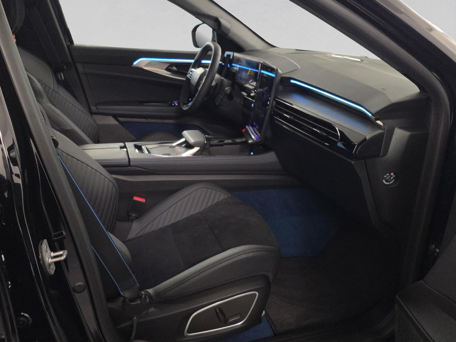 RENAULT Rafale 1.2 E-Tech Plug-in Hybrid 300 4x4 Esprit Alpine-image-16