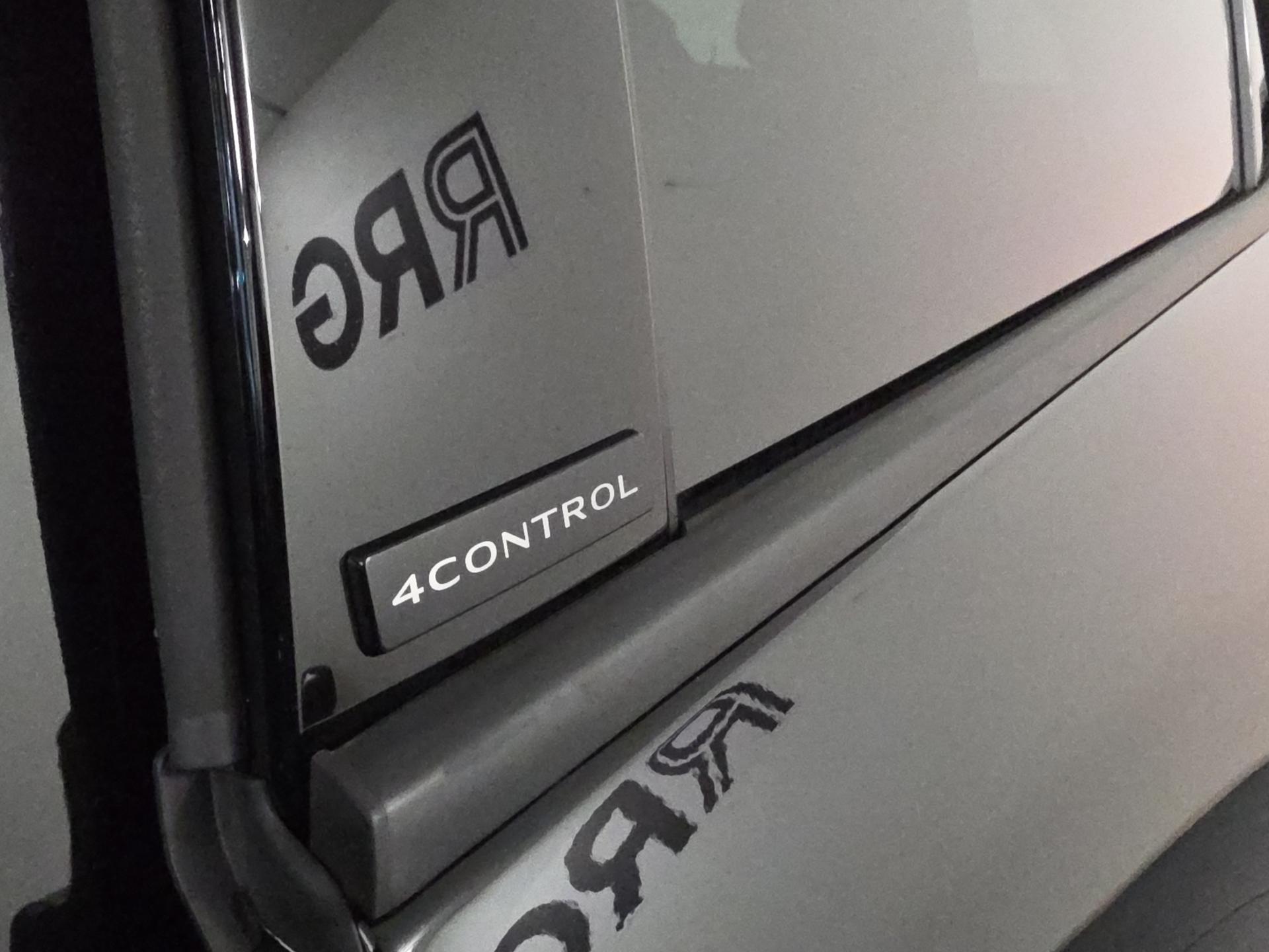 RENAULT Rafale 1.2 E-Tech Plug-in Hybrid 300 4x4 Esprit Alpine-image-25