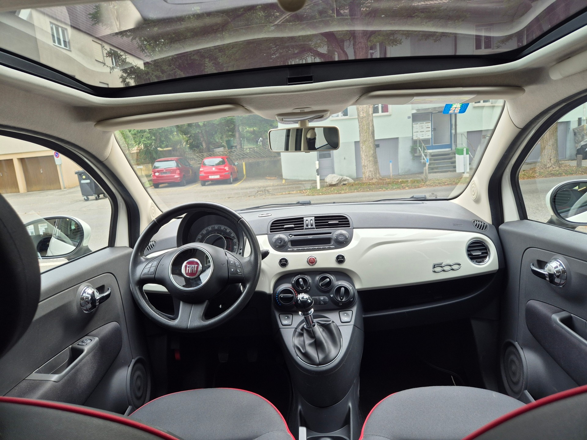 FIAT 500C 0.9 Twinair Turbo Lounge * Panoramadach * CH-Fahrzeug* 8 Fach Bereift *-image-7