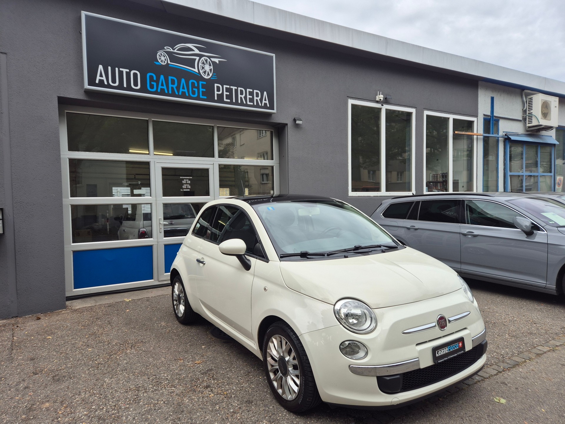 FIAT 500C 0.9 Twinair Turbo Lounge * Panoramadach * CH-Fahrzeug* 8 Fach Bereift *-image-0
