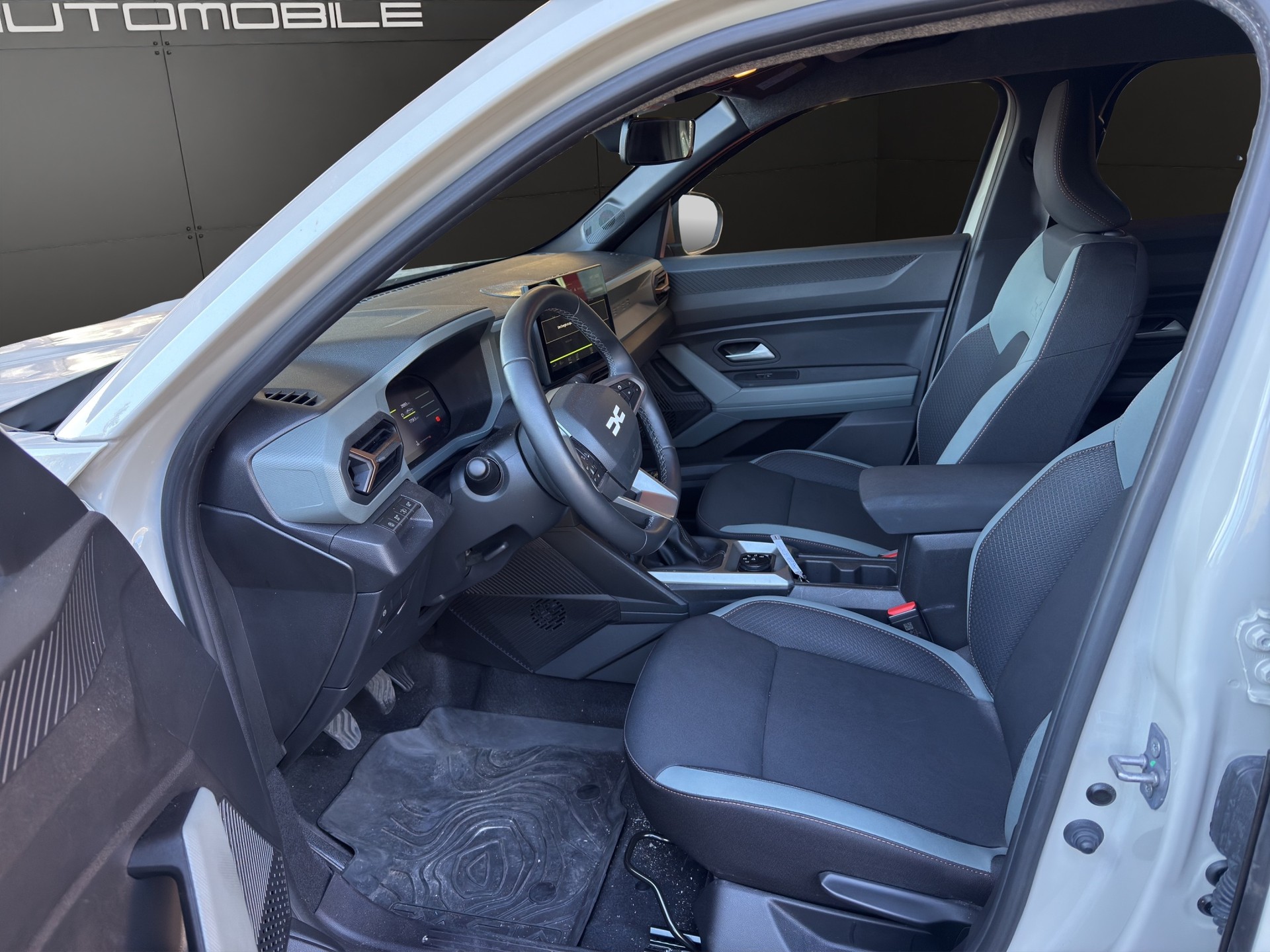 DACIA Duster TCe 130 48V Extreme 4x4-image-10