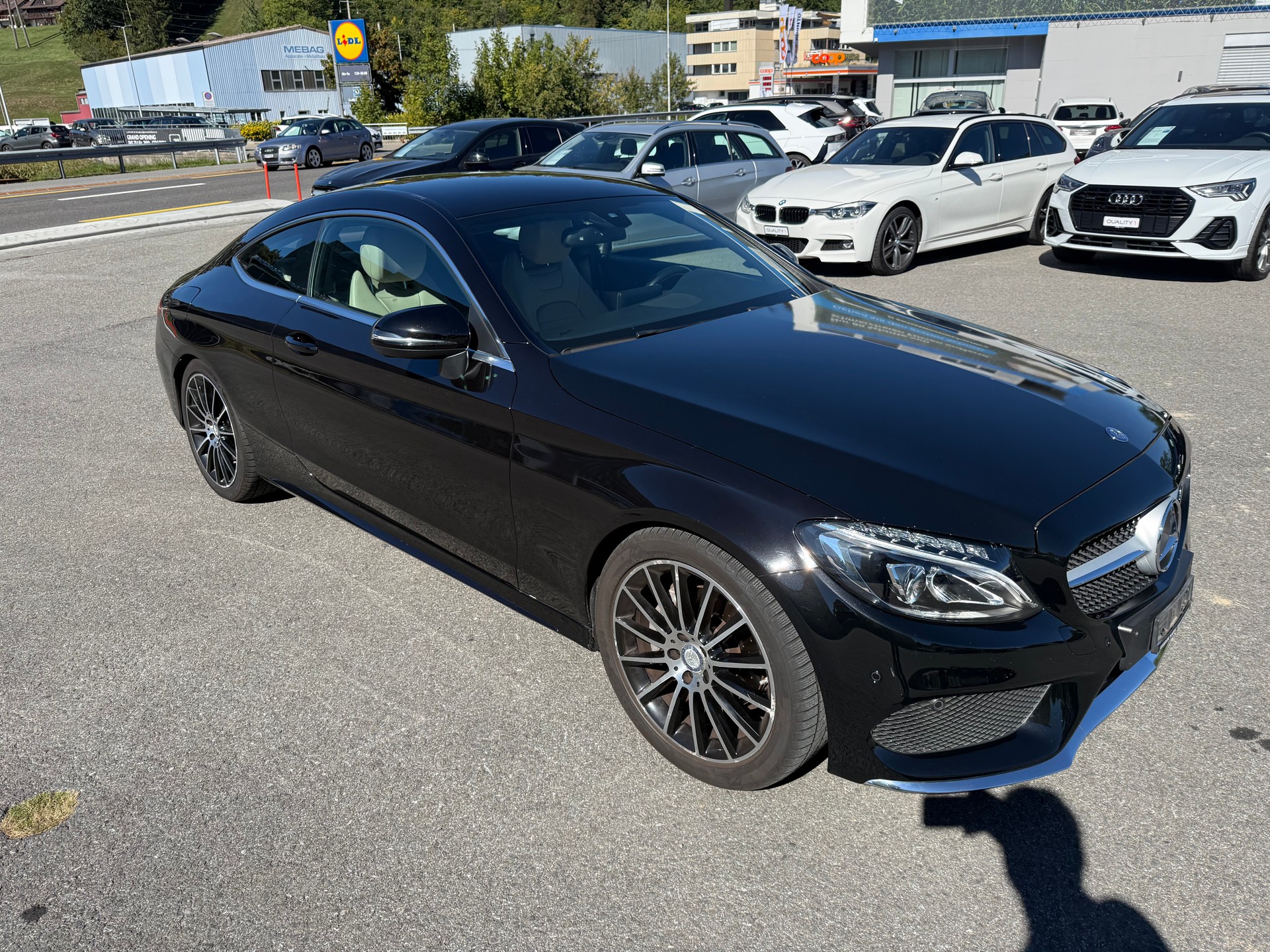 MERCEDES-BENZ C 180 AMG Line Coupé-image-2