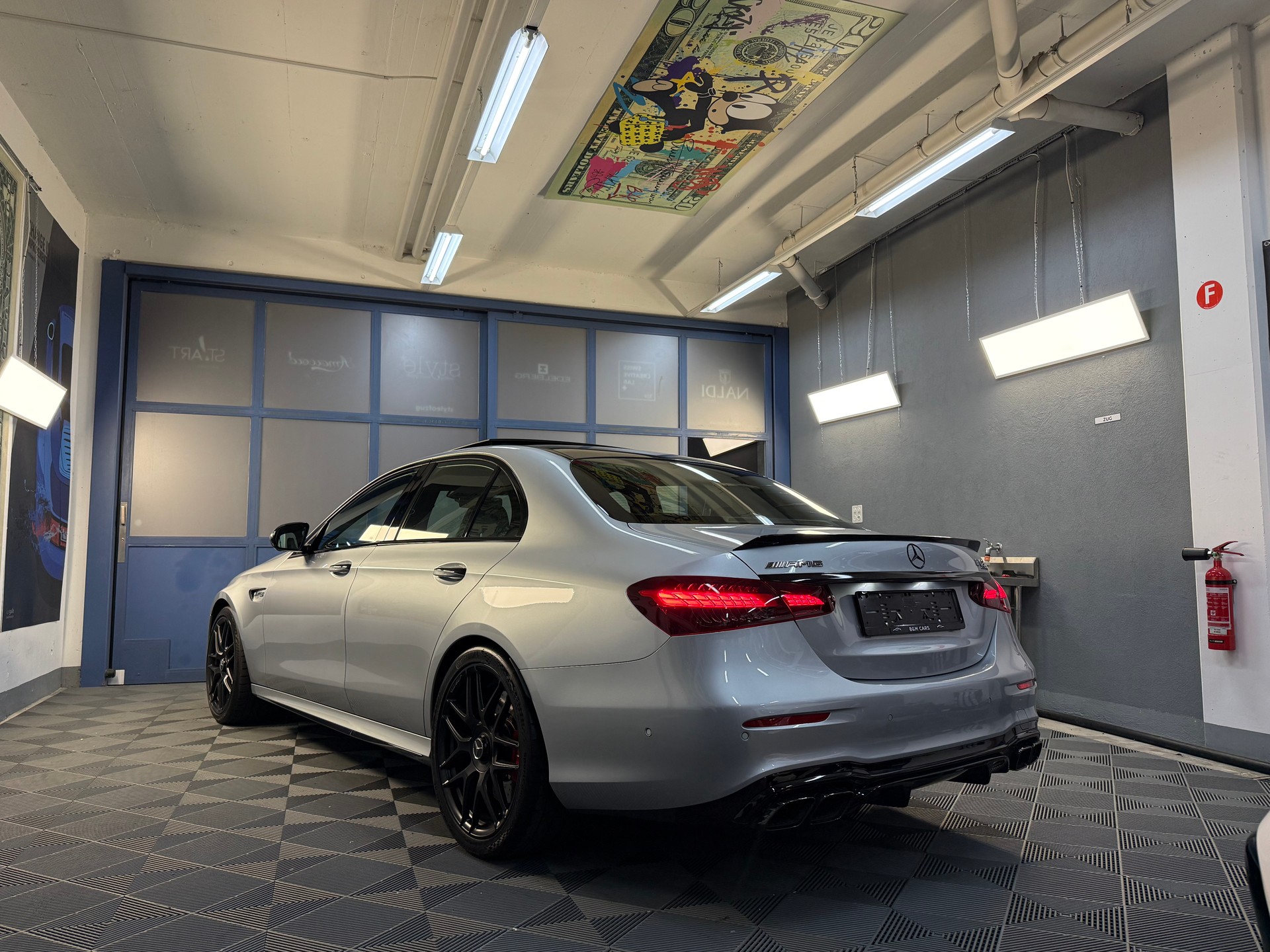 MERCEDES-BENZ AMG E 63 S 4Matic+ Speedshift 9G-TCT-image-2