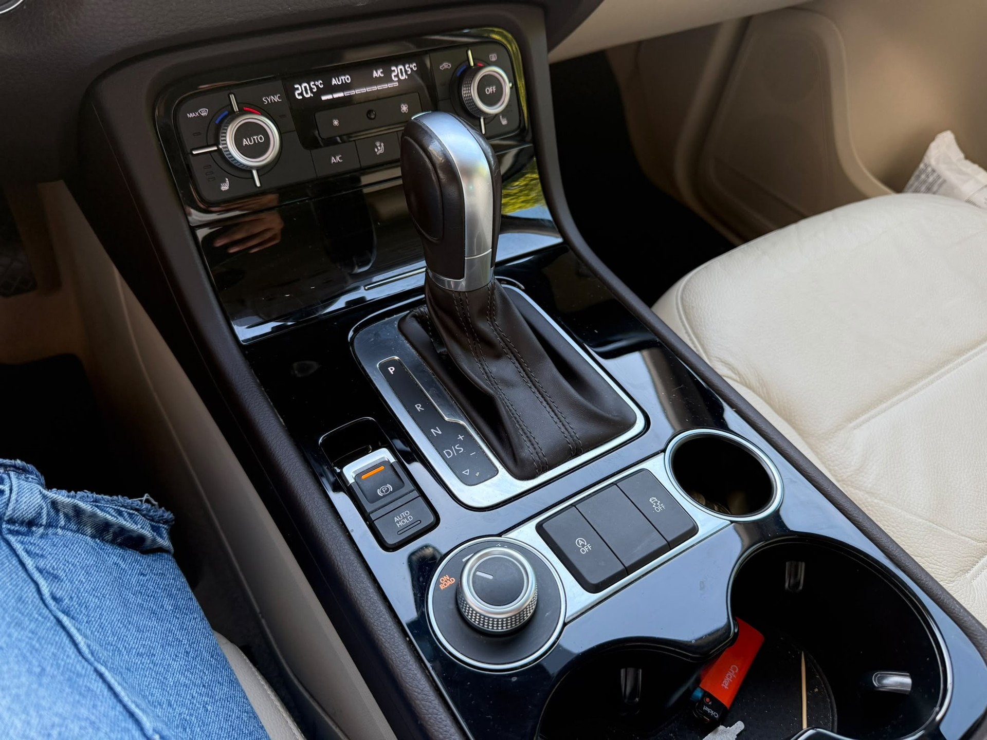 VW Touareg 3.0 TDI BlueMotion Technology Tiptronic-image-8