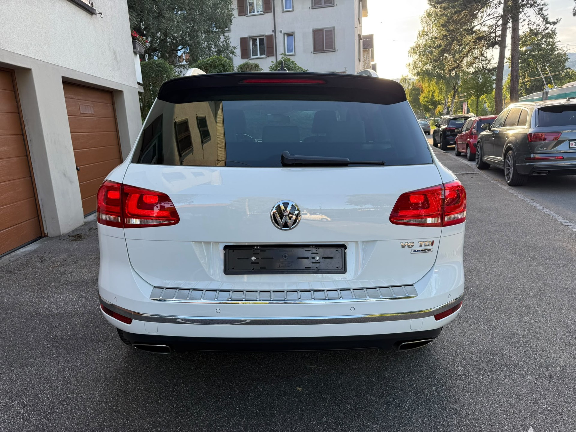 VW Touareg 3.0 TDI BlueMotion Technology Tiptronic-image-4