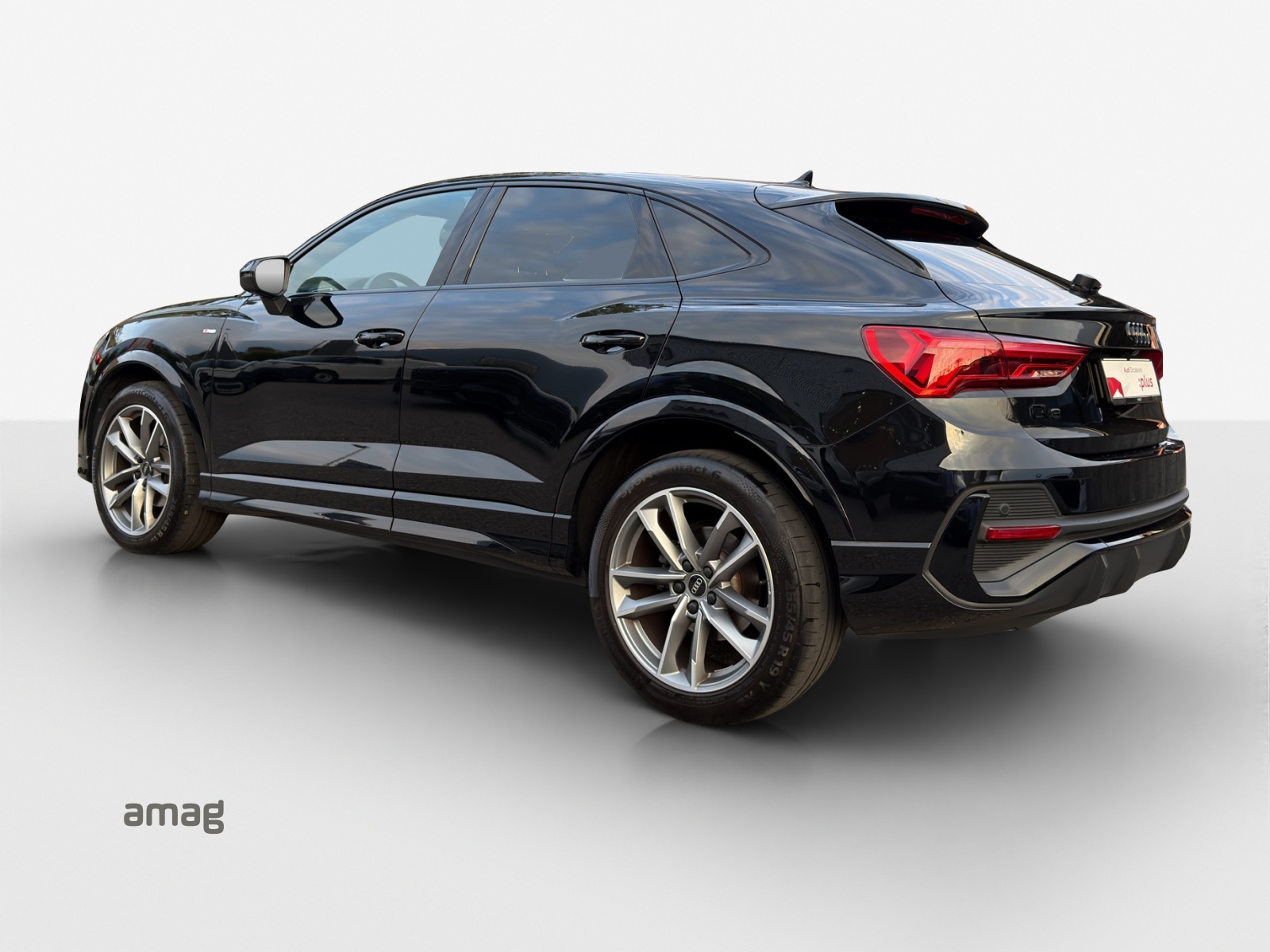 AUDI Q3 Sportback 35 TFSI S line Attraction S-tronic-image-2