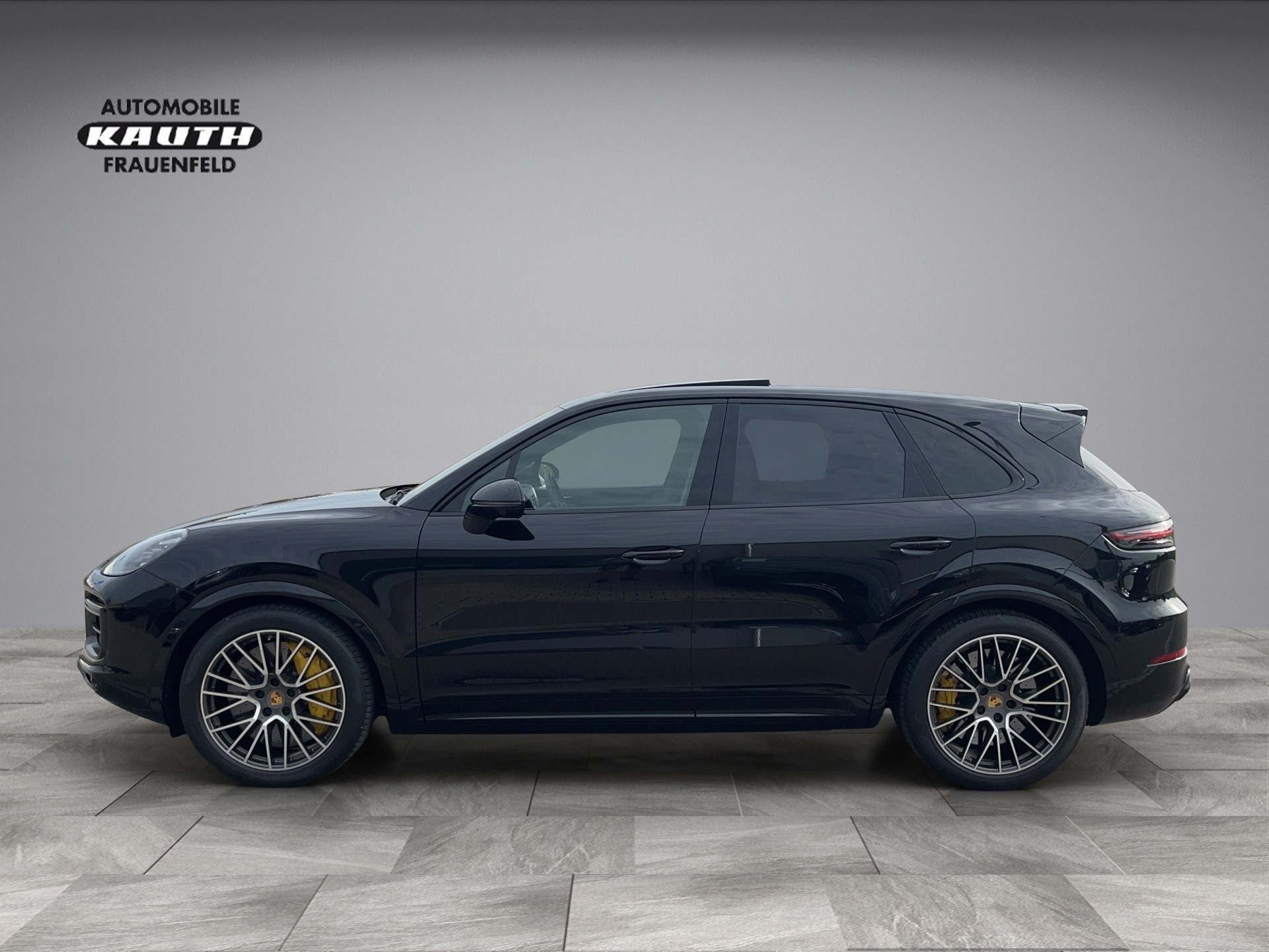 PORSCHE Cayenne Turbo *Luftfederung, Allradlenkung, ACC, Keramik bremsen, Porsche Garantie*-image-1