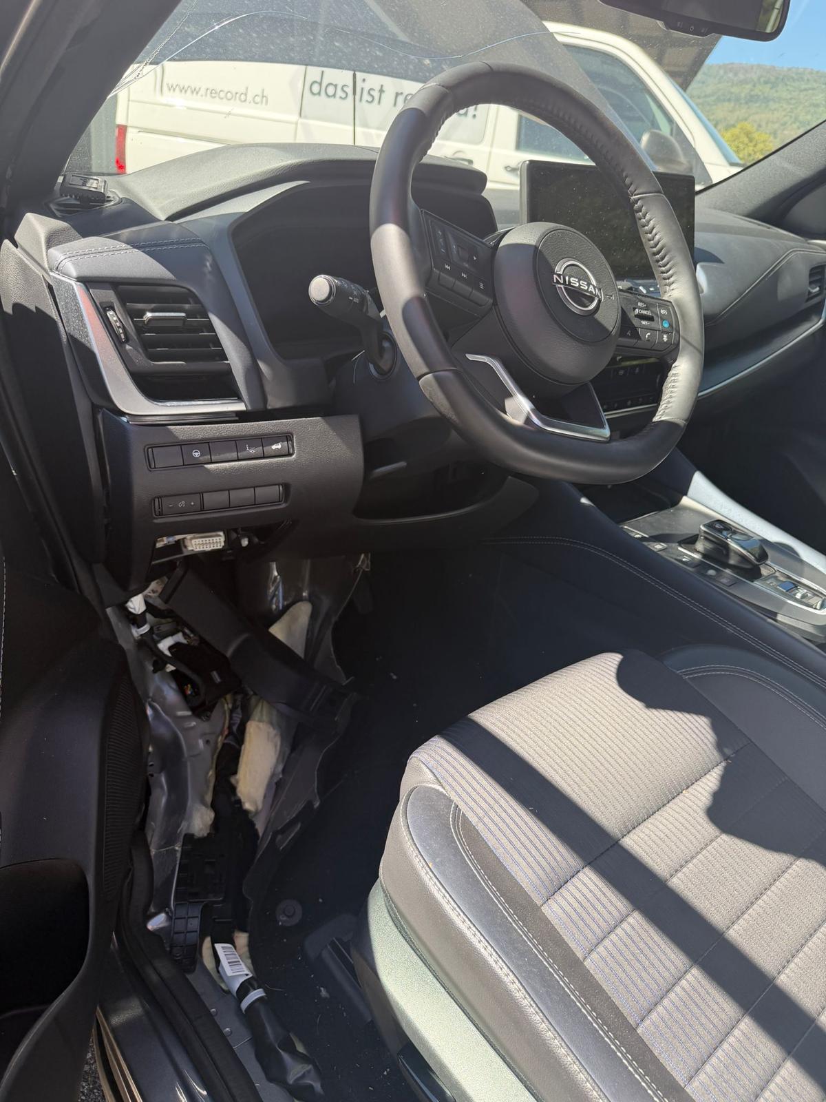 NISSAN Qashqai 1.5 VC-T e-Power Tekna-image-6