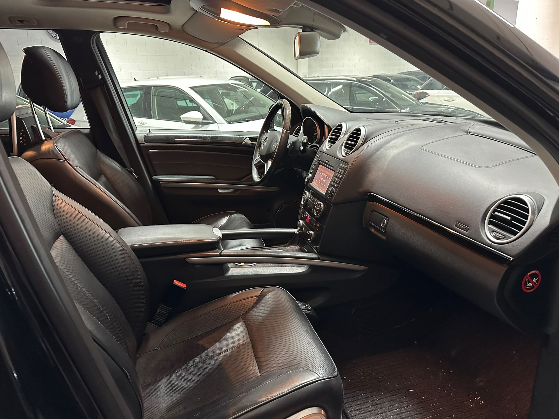 MERCEDES-BENZ GL 500 4Matic 7G-Tronic-image-12