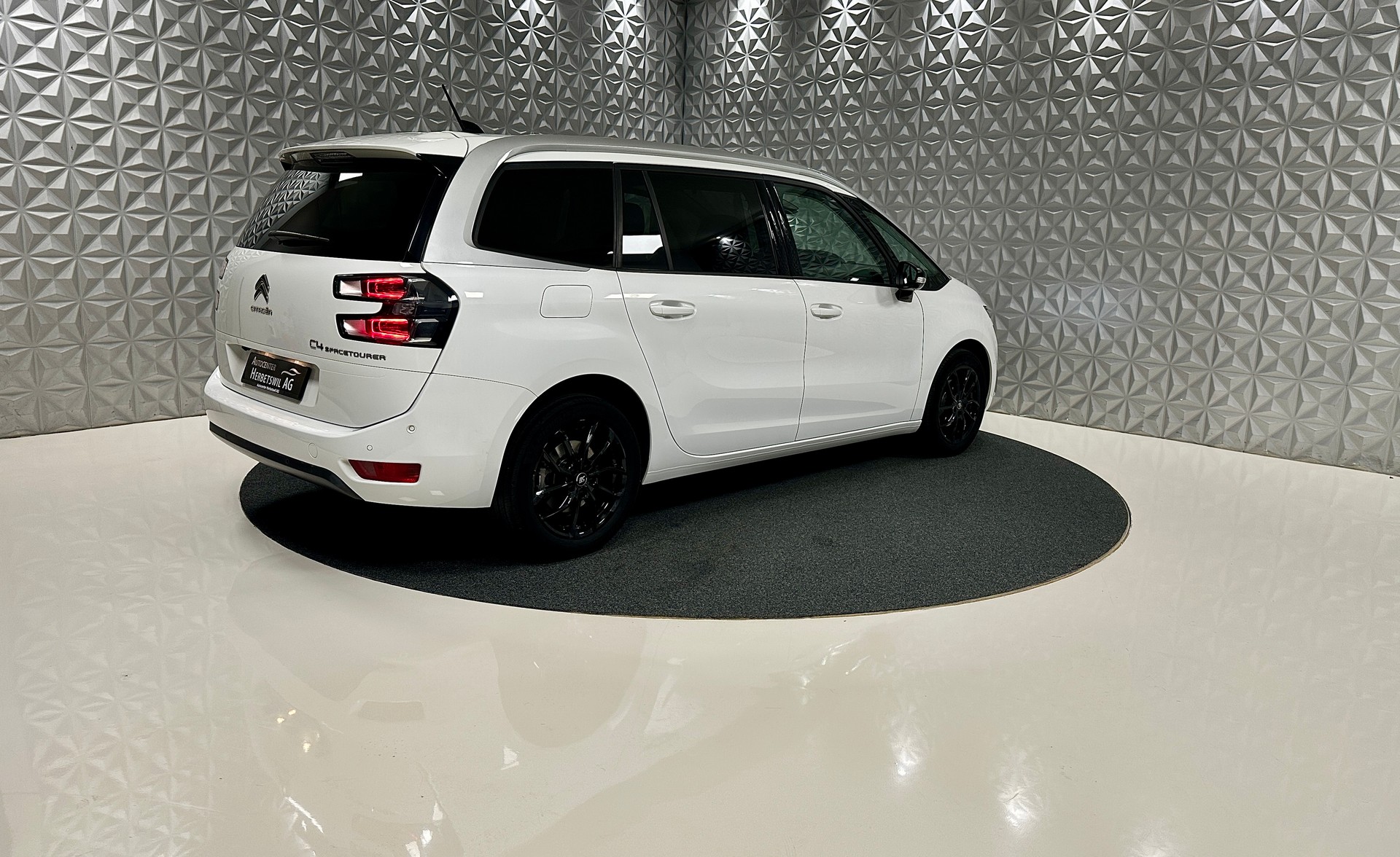 CITROEN Grand C4 Spacetourer 1.5 BlueHDi **7-PLÄTZE** Shine EAT8-image-4