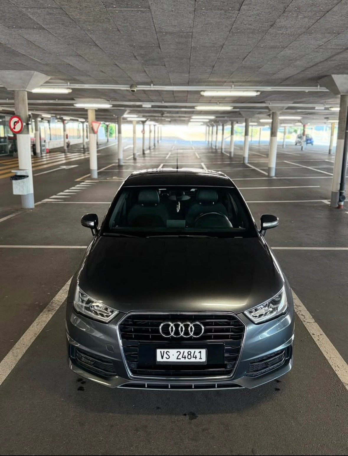 AUDI 1.4 TFSI COD Sport S-Tronic-image-1
