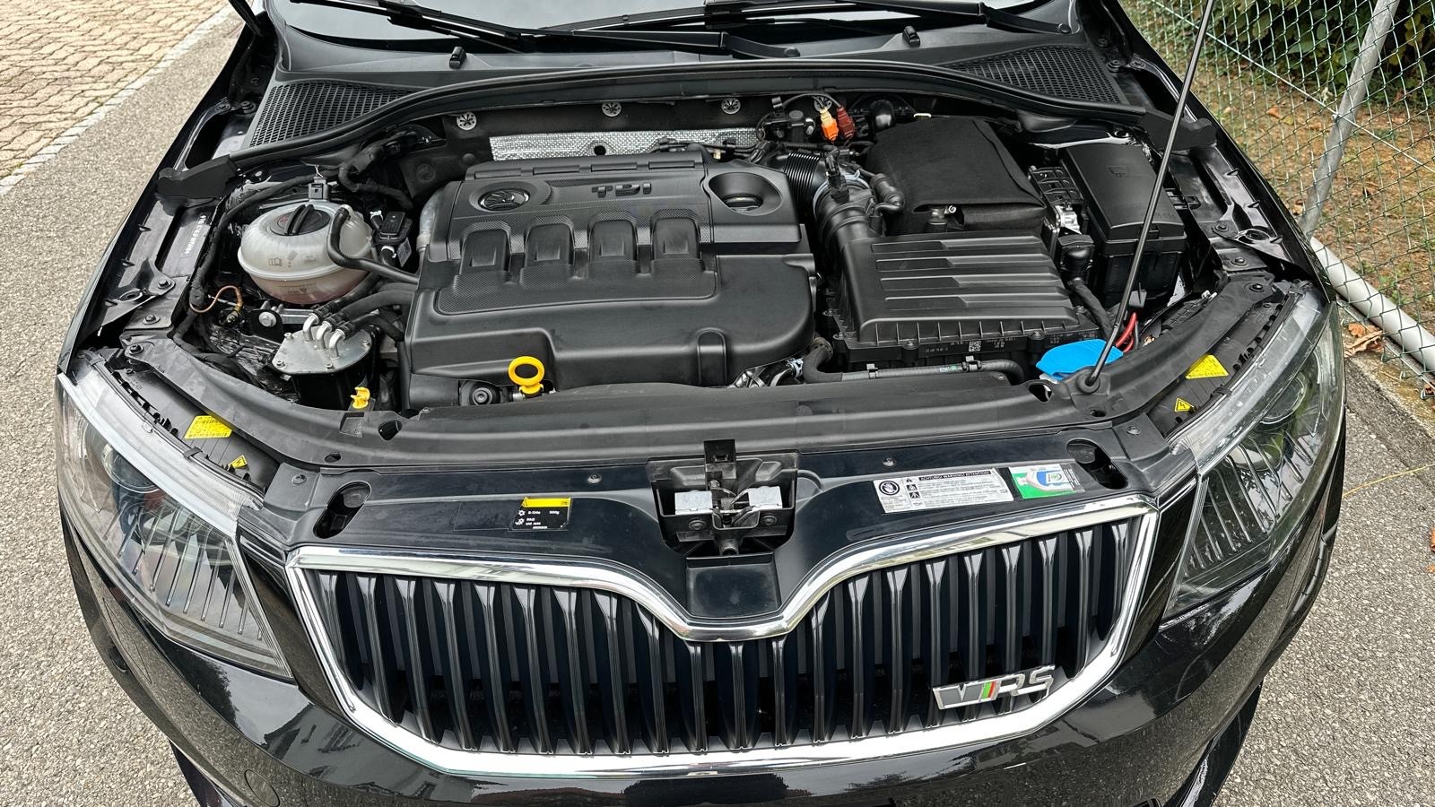SKODA 2.0 TDI 184 RS DSG-image-5