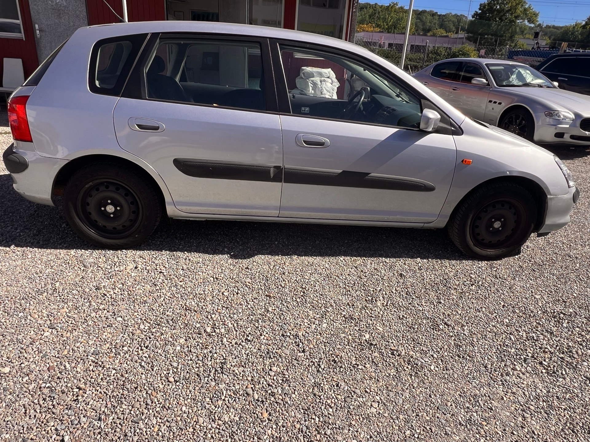 HONDA Civic 1.6i ES-image-7