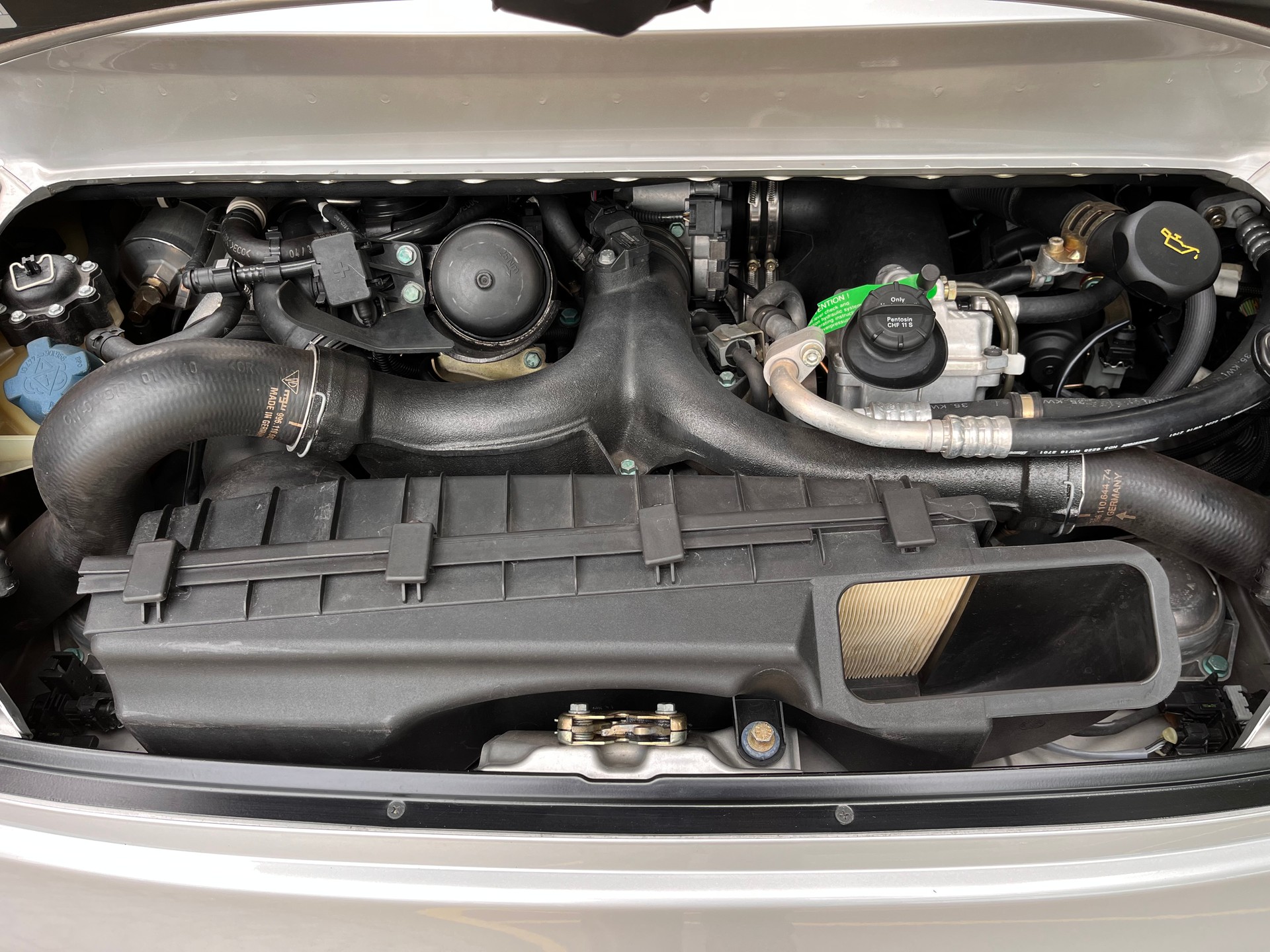 PORSCHE 3.6 Turbo-image-9
