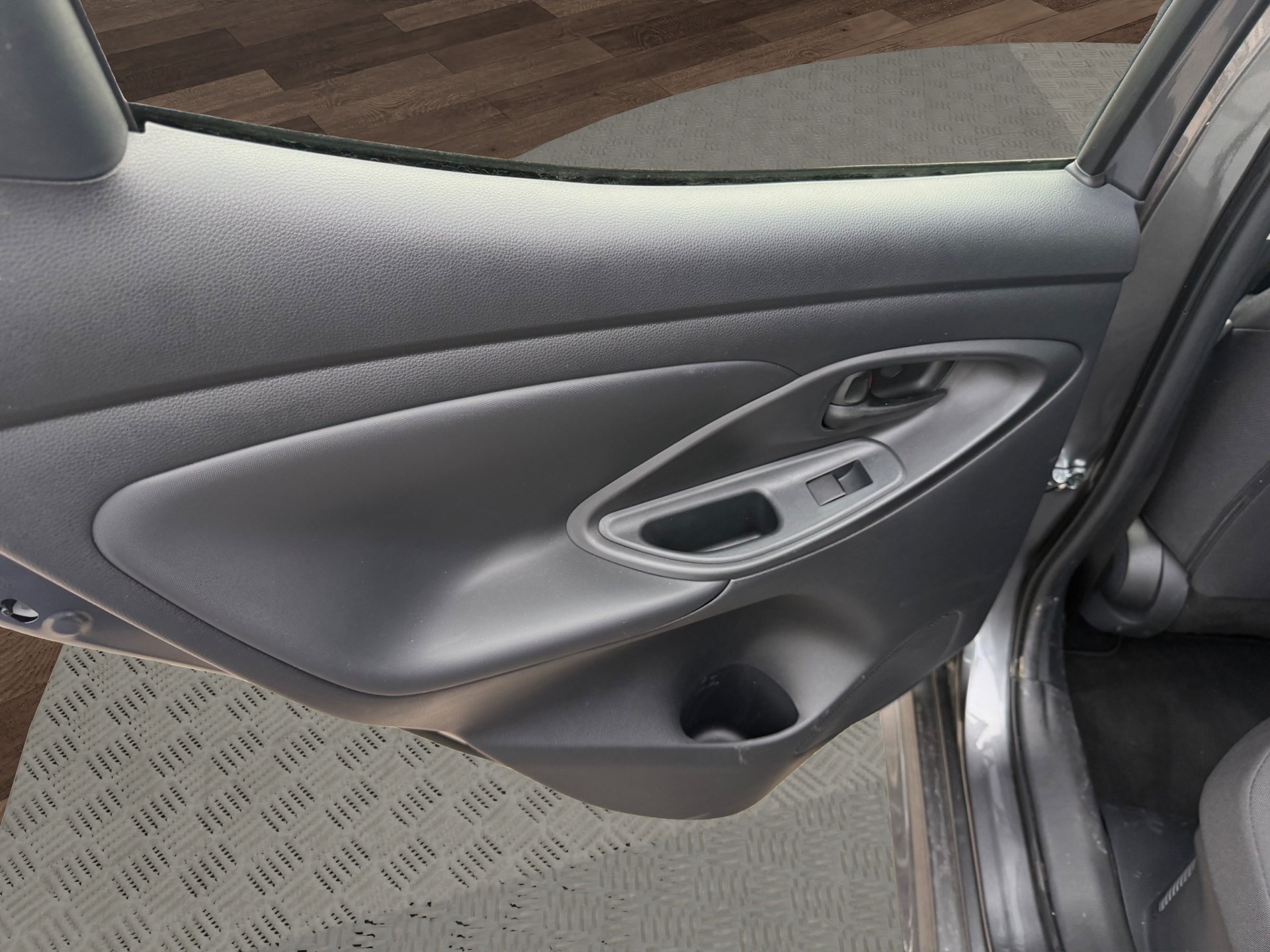 MAZDA 2 Hybrid Centre-line-image-10
