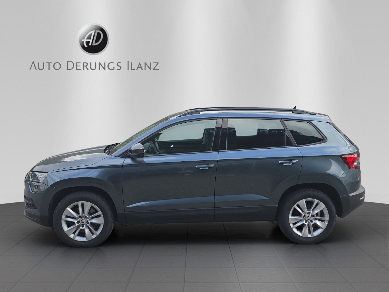 SKODA Karoq 2.0 TDI CR Ambition 4x4 DSG-image-1