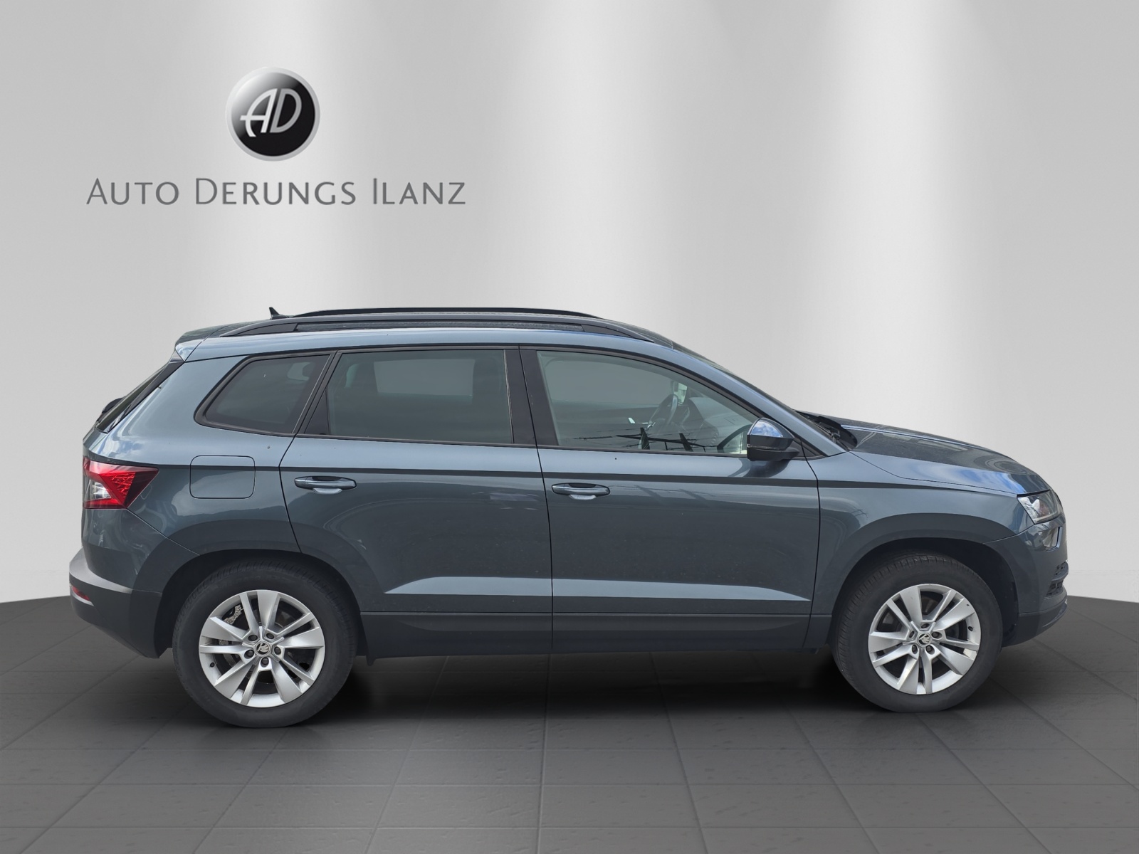 SKODA Karoq 2.0 TDI CR Ambition 4x4 DSG-image-5