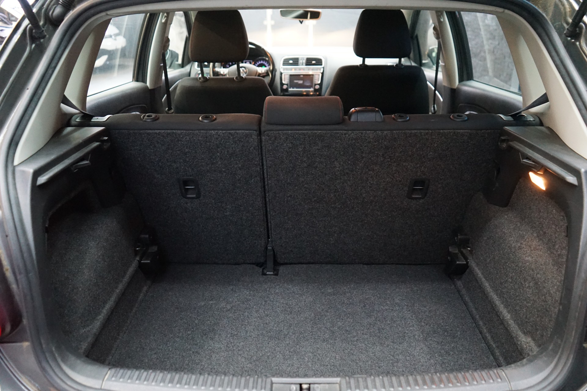 VW Polo 1.0 TSI BMT Sound DSG-image-17