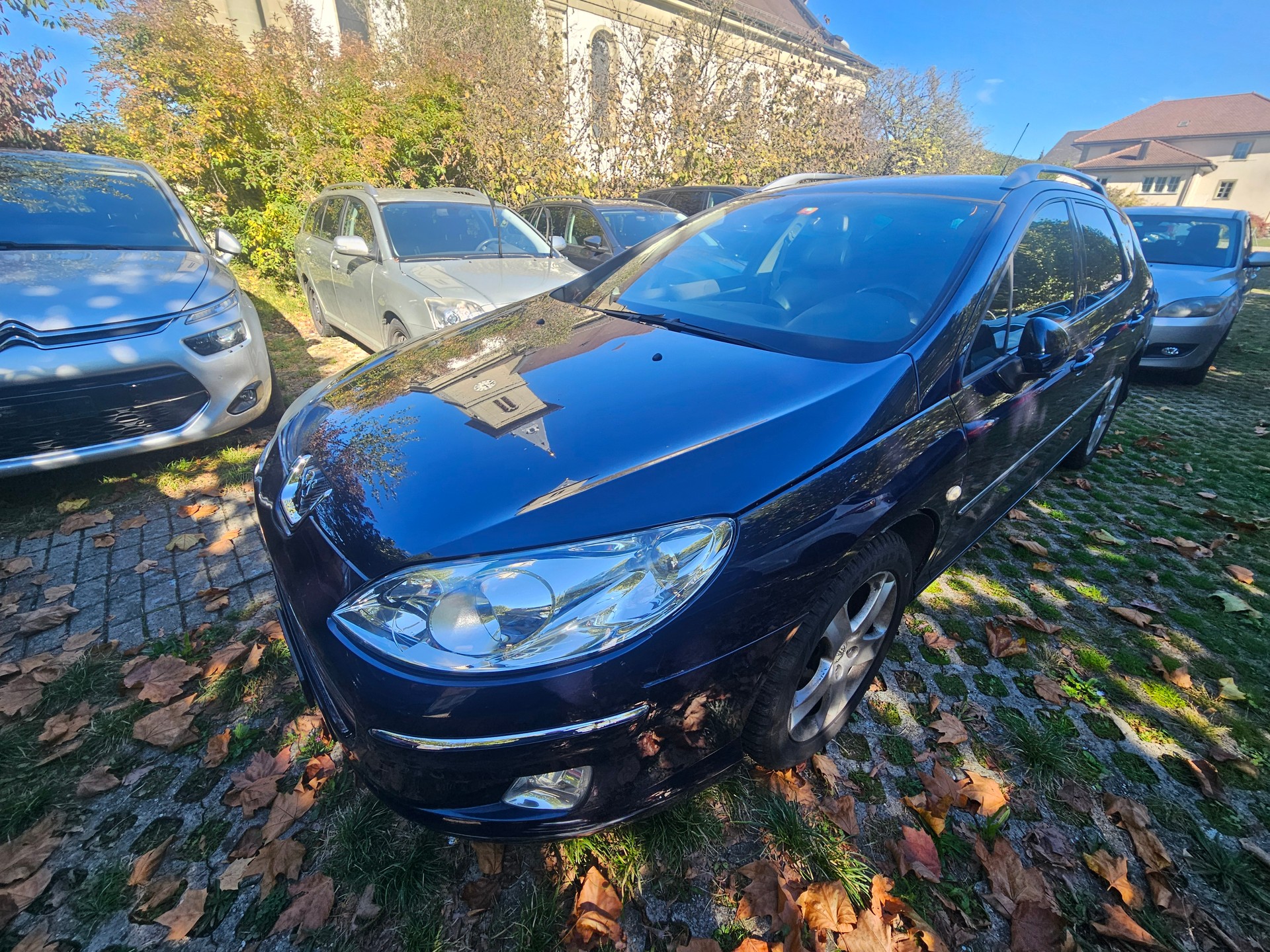 PEUGEOT 407 SW 2.0 HDI Dynamic Automatic-image-2