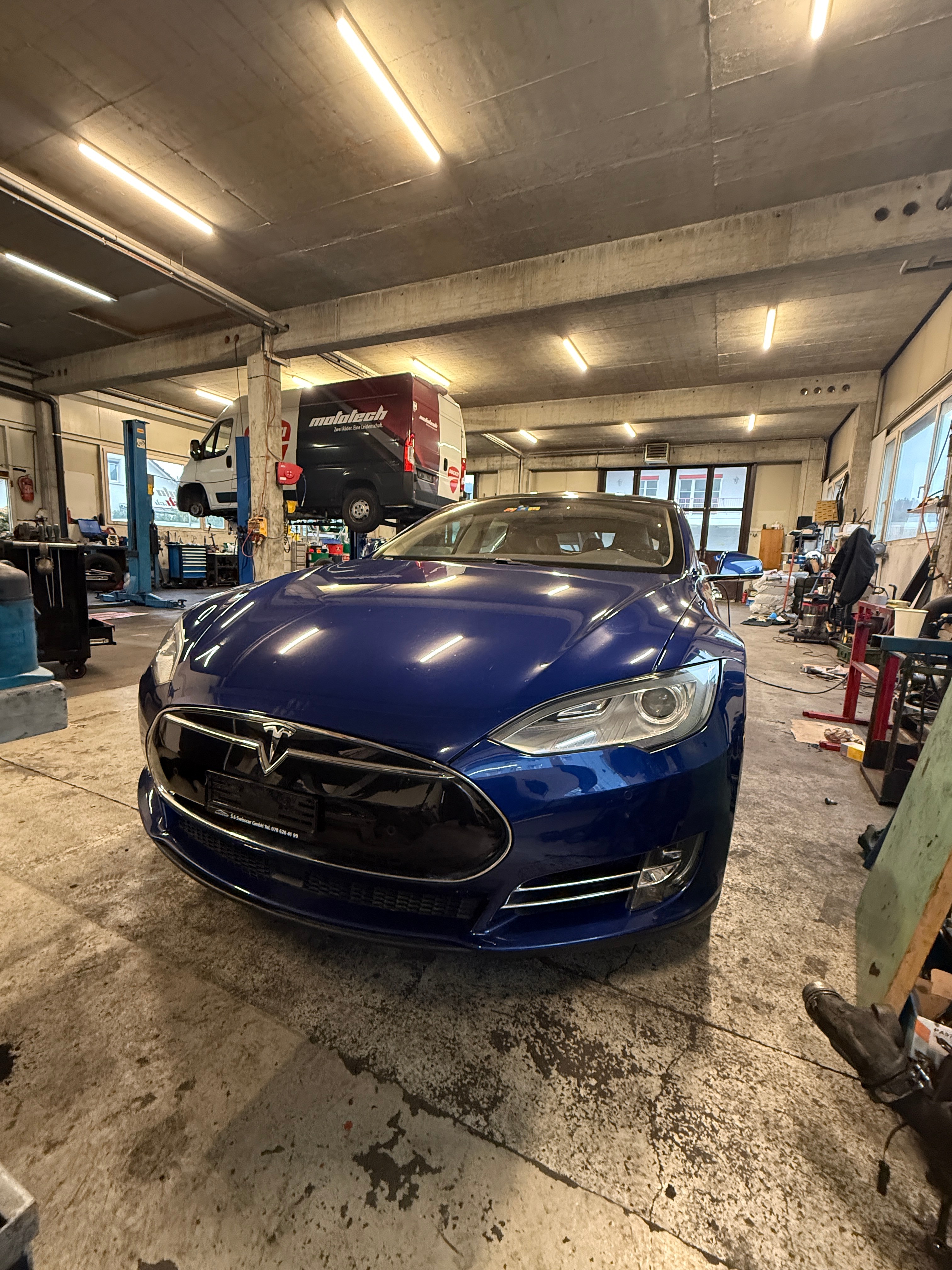 Car photo
