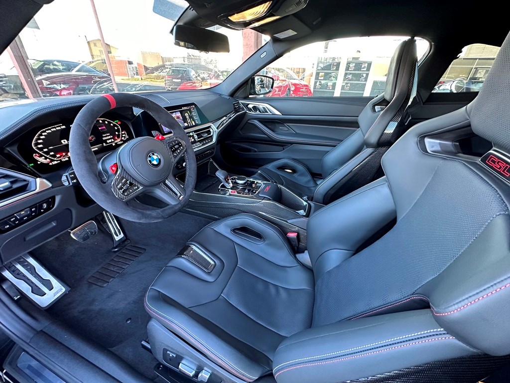 BMW M4 CSL Coupé-image-9