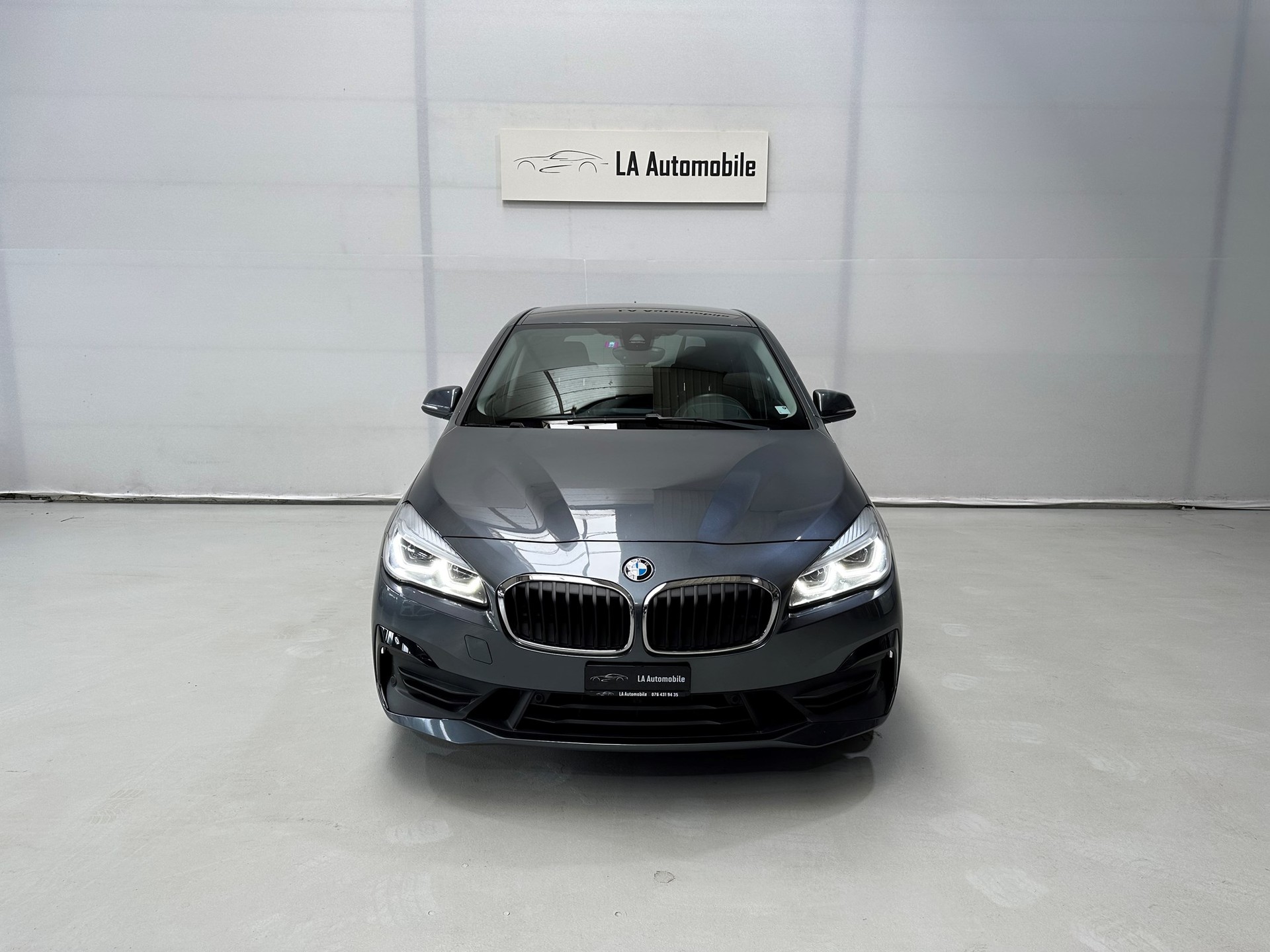 BMW 218d Active Tourer Steptronic-image-3