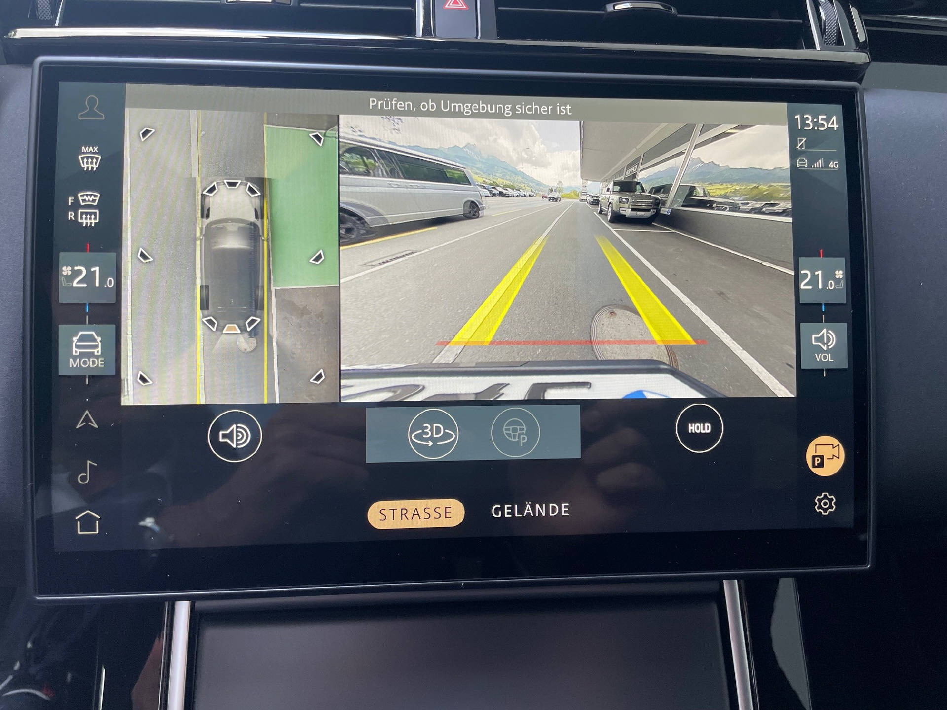 LAND ROVER Range Rover Velar 2.0 T Dynamic SE-image-9