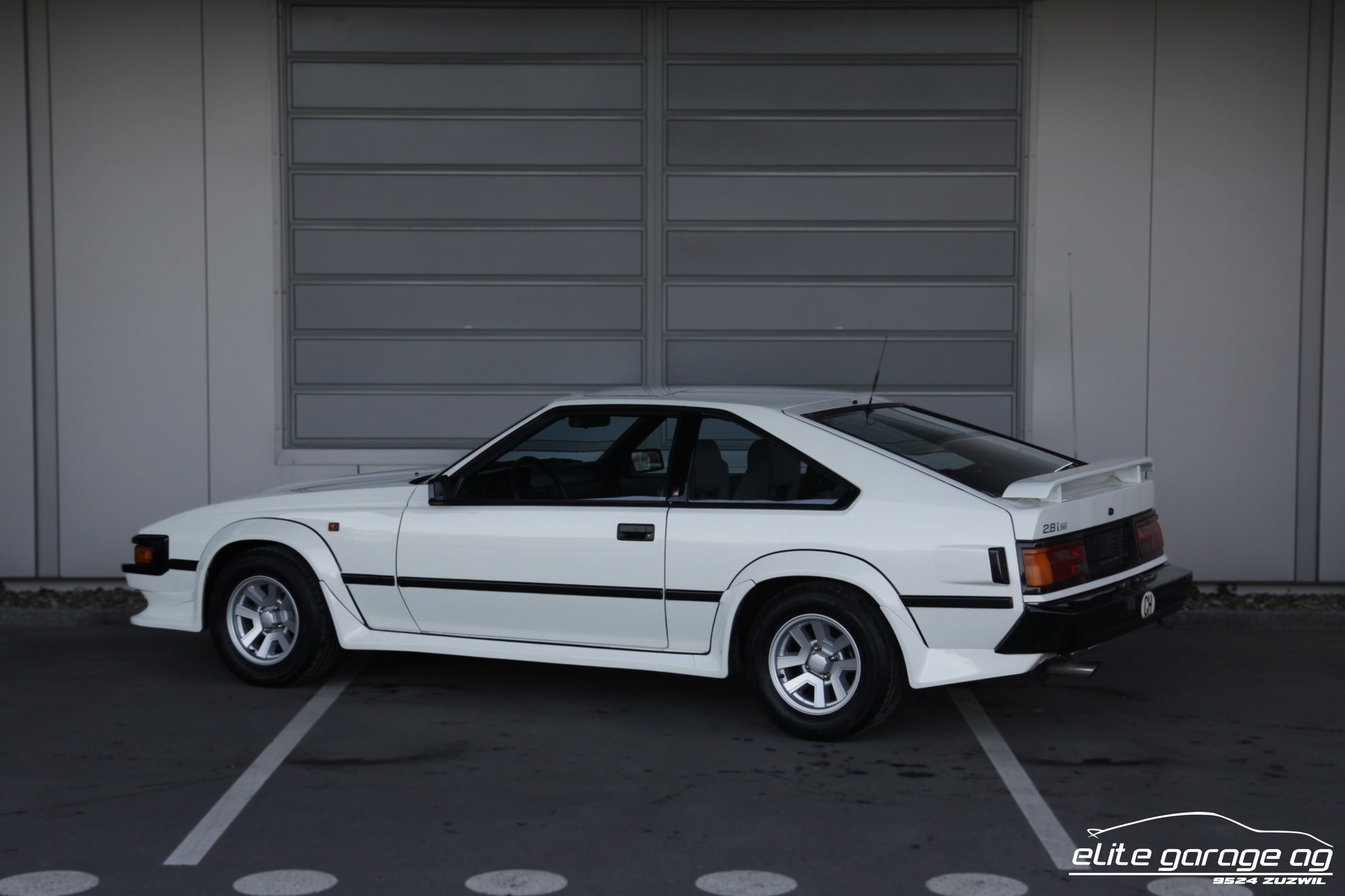TOYOTA Celica 2800 i Supra-image-2