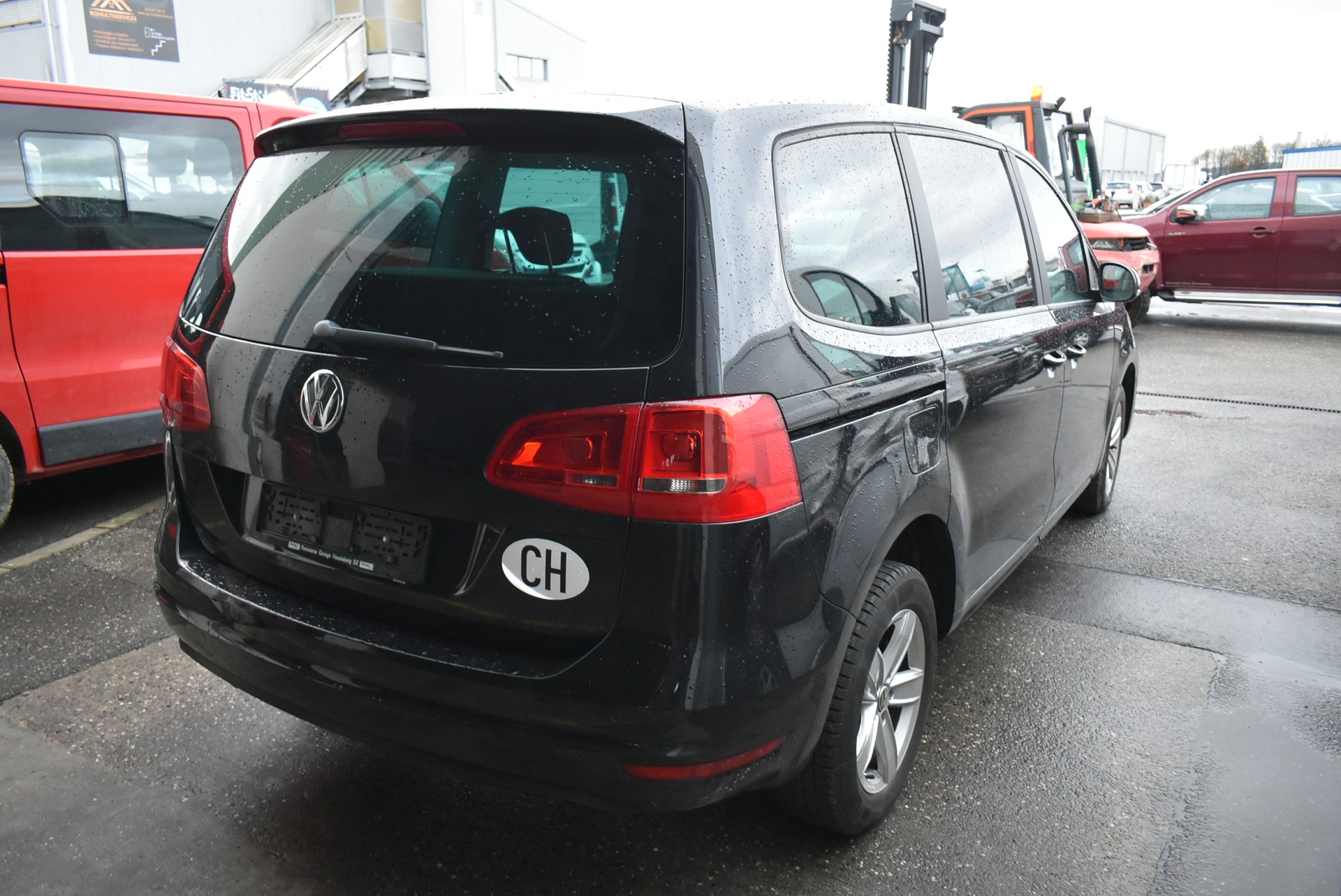 VW Sharan 2.0 TDI BlueMotion Technology Design DSG-image-11