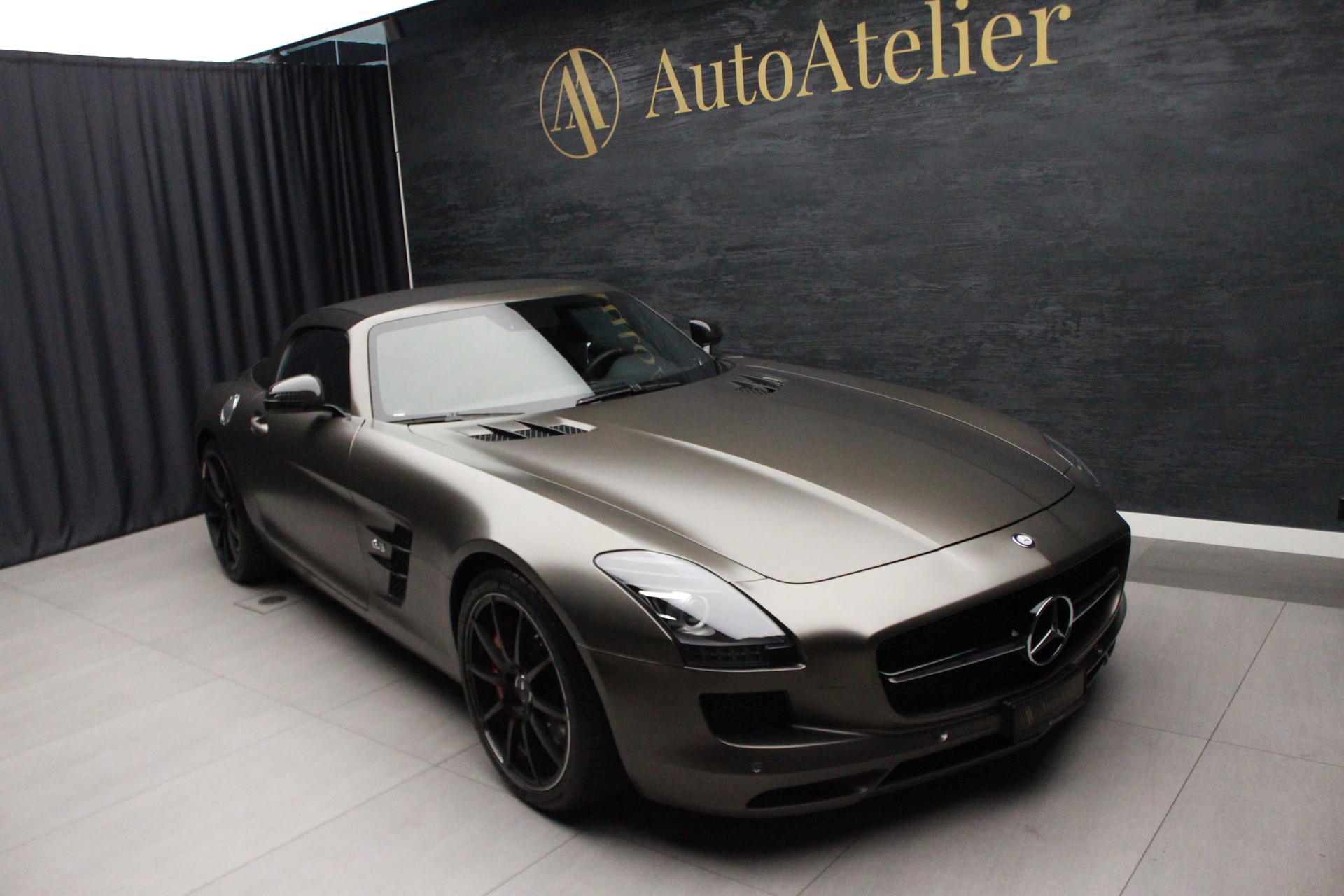 MERCEDES-BENZ SLS 63 AMG GT Speedshift-image-3
