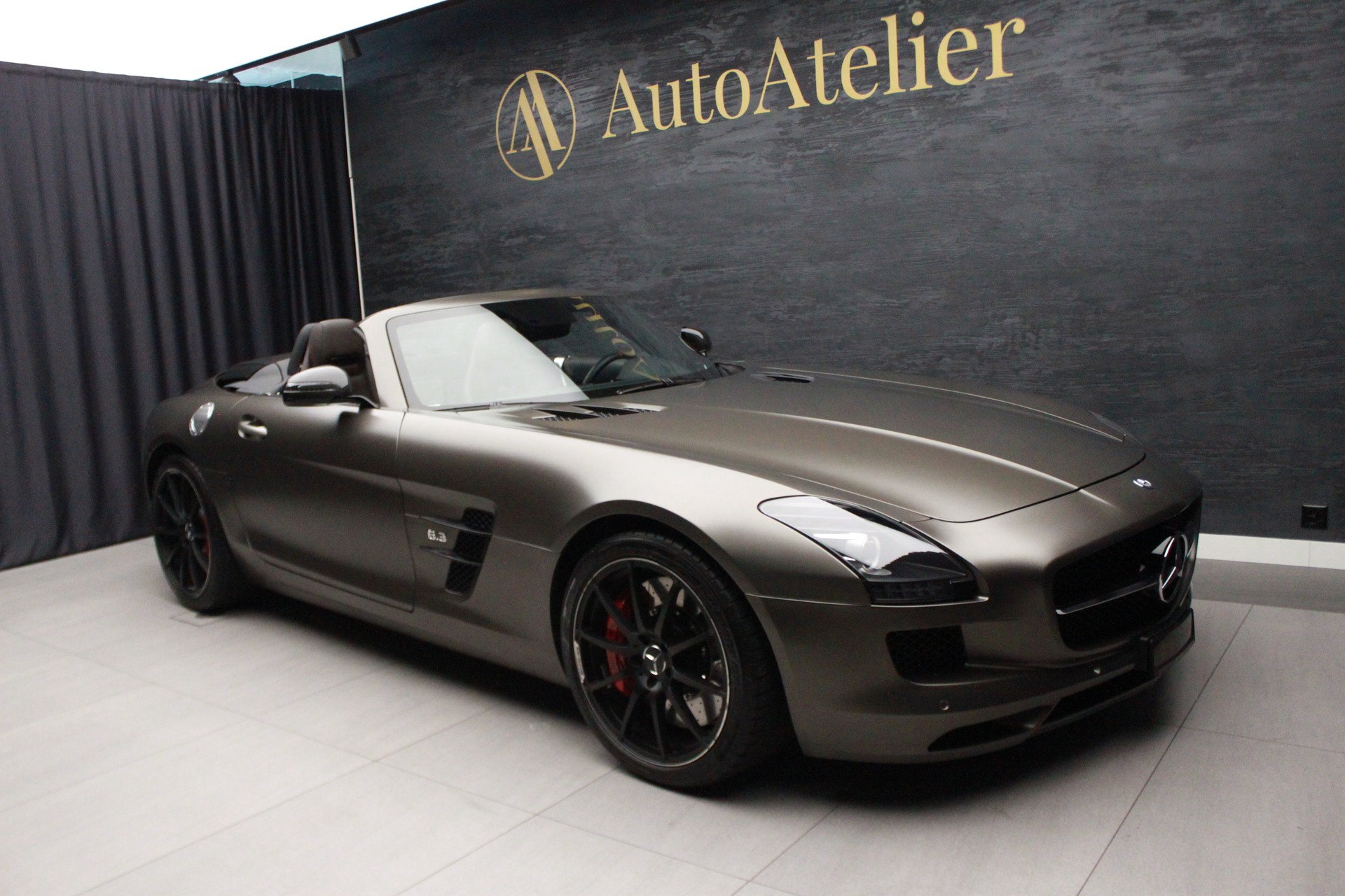 MERCEDES-BENZ SLS 63 AMG GT Speedshift-image-2