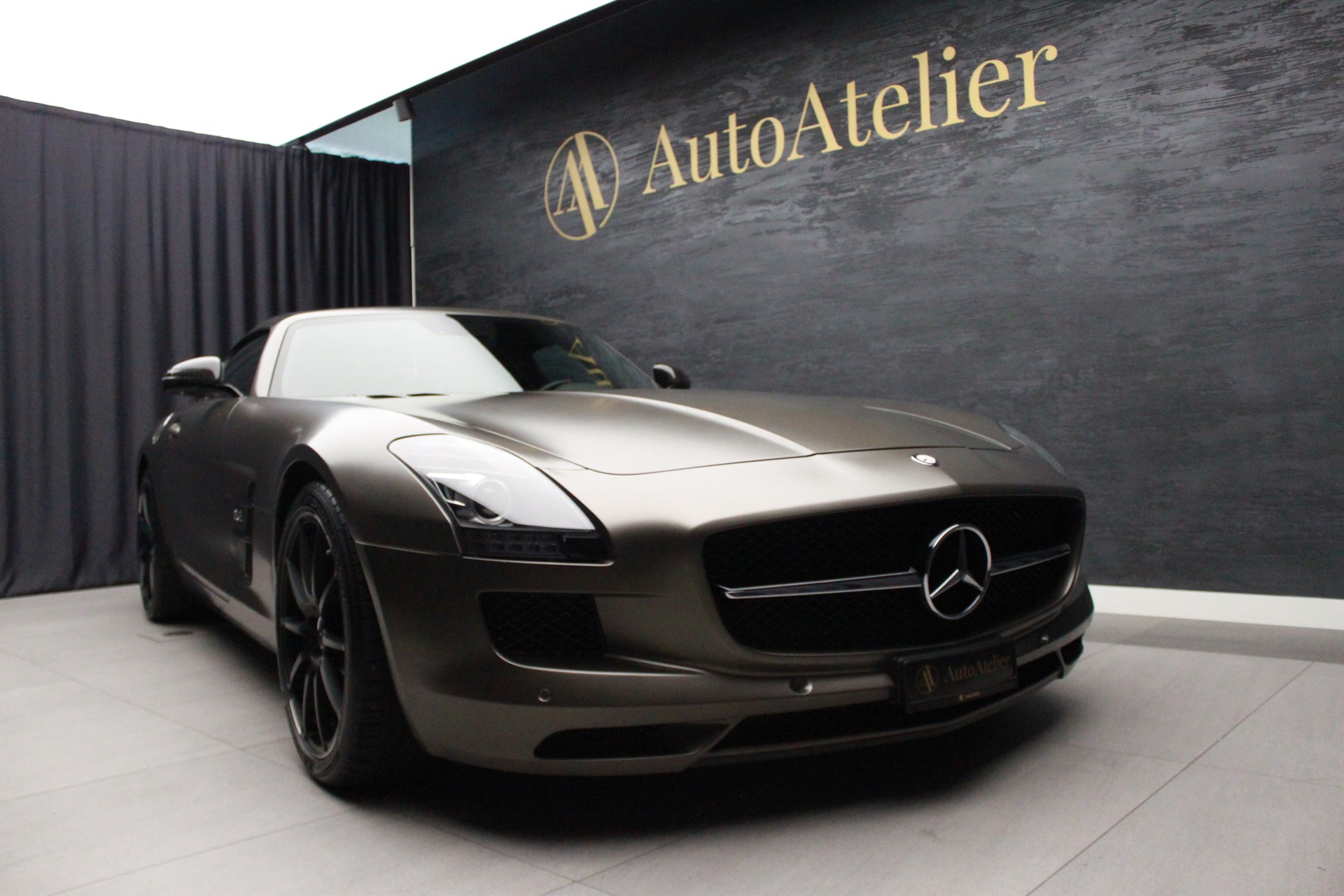 MERCEDES-BENZ SLS 63 AMG GT Speedshift-image-1