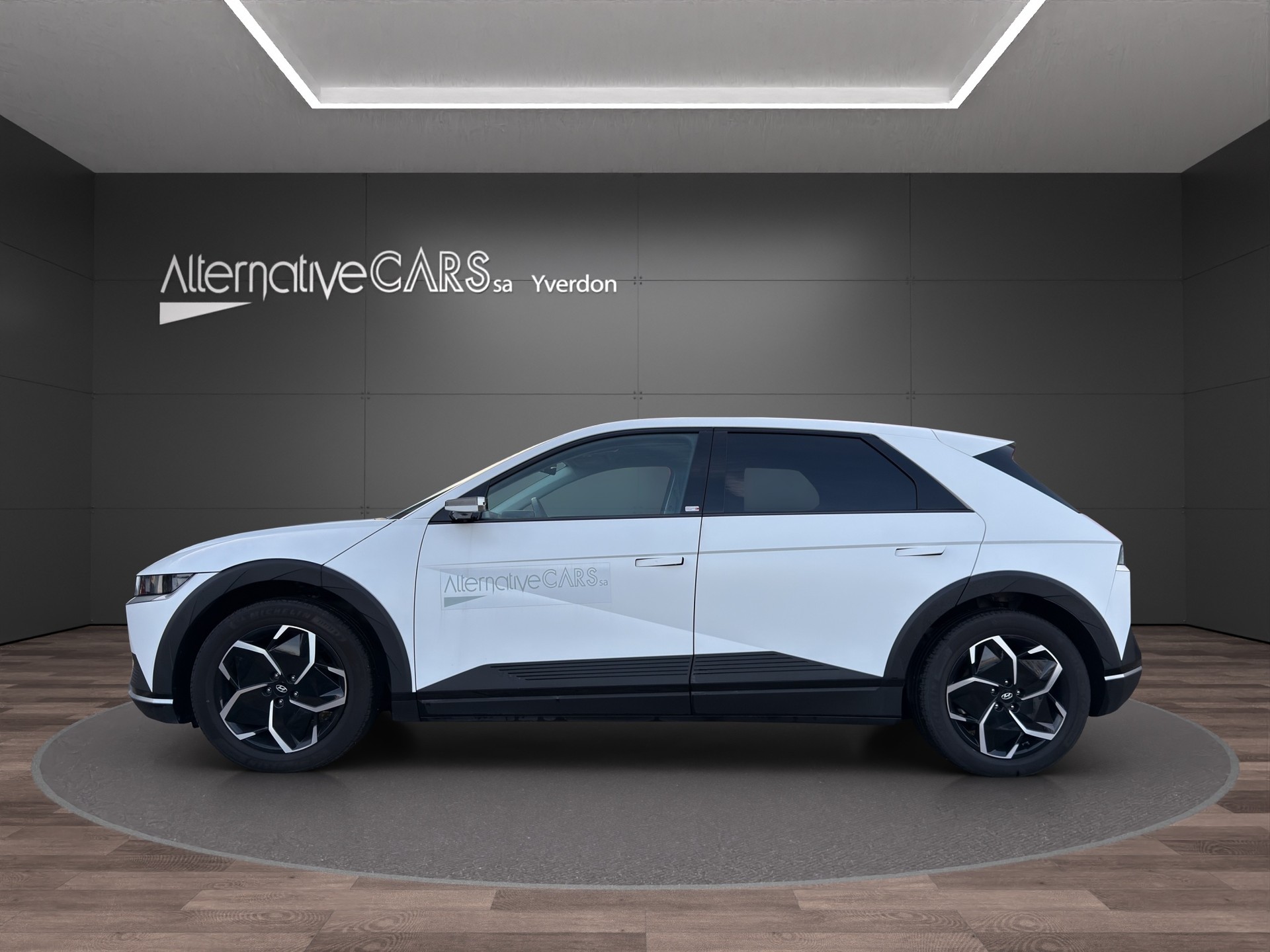 HYUNDAI Ioniq 5 77kWh Vertex 4WD-image-2