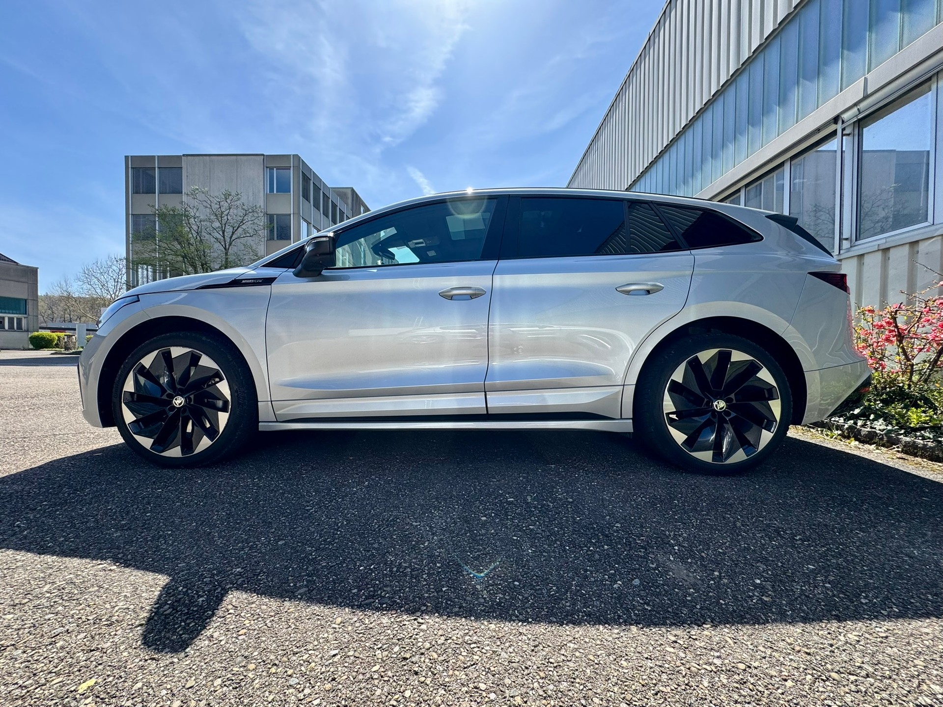 SKODA Enyaq iV 80x SportLine-image-2