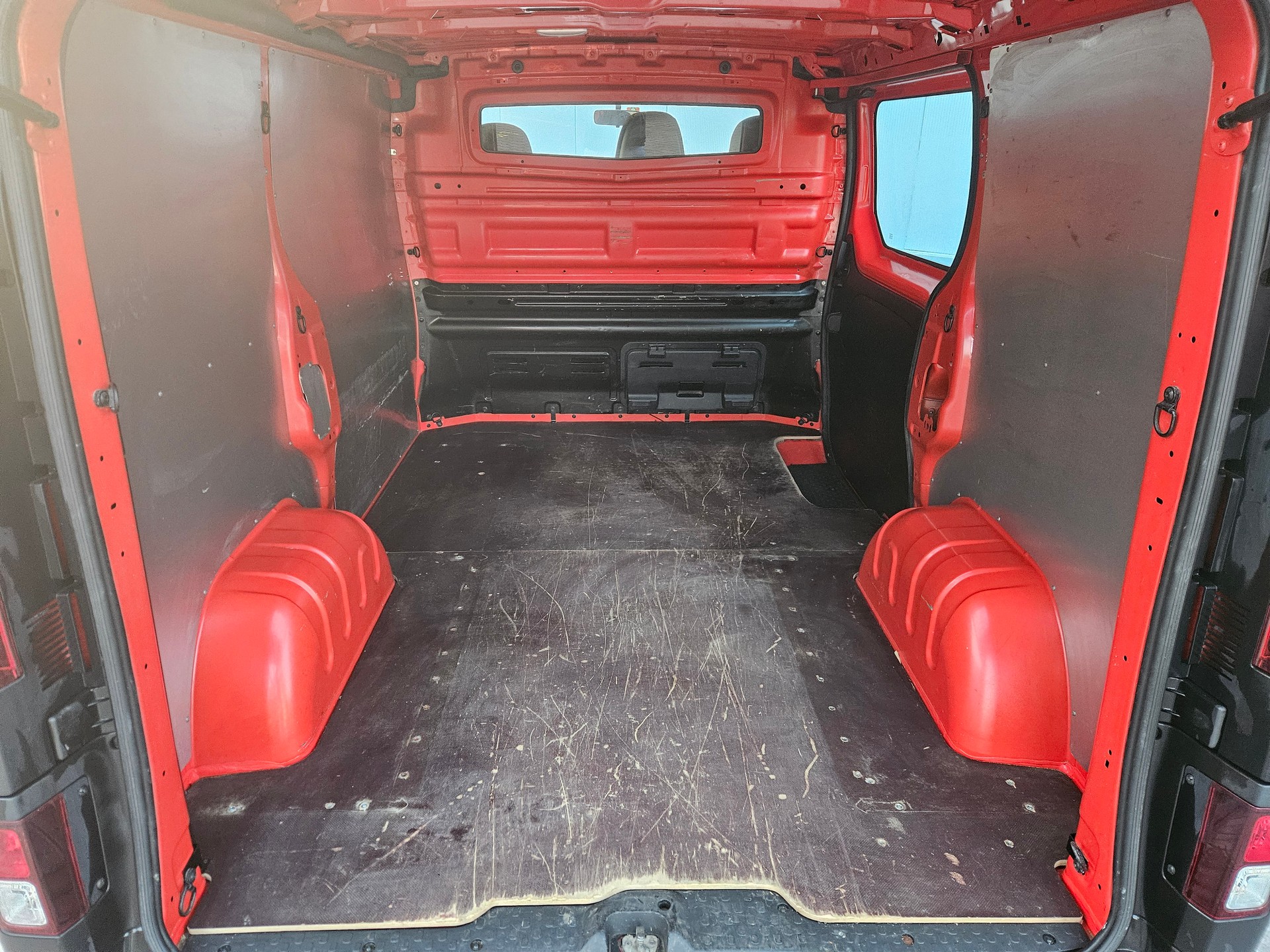 RENAULT Trafic 1.6 ENERGY TwinT. dCi125 2.9t Busin. L1H1-image-4