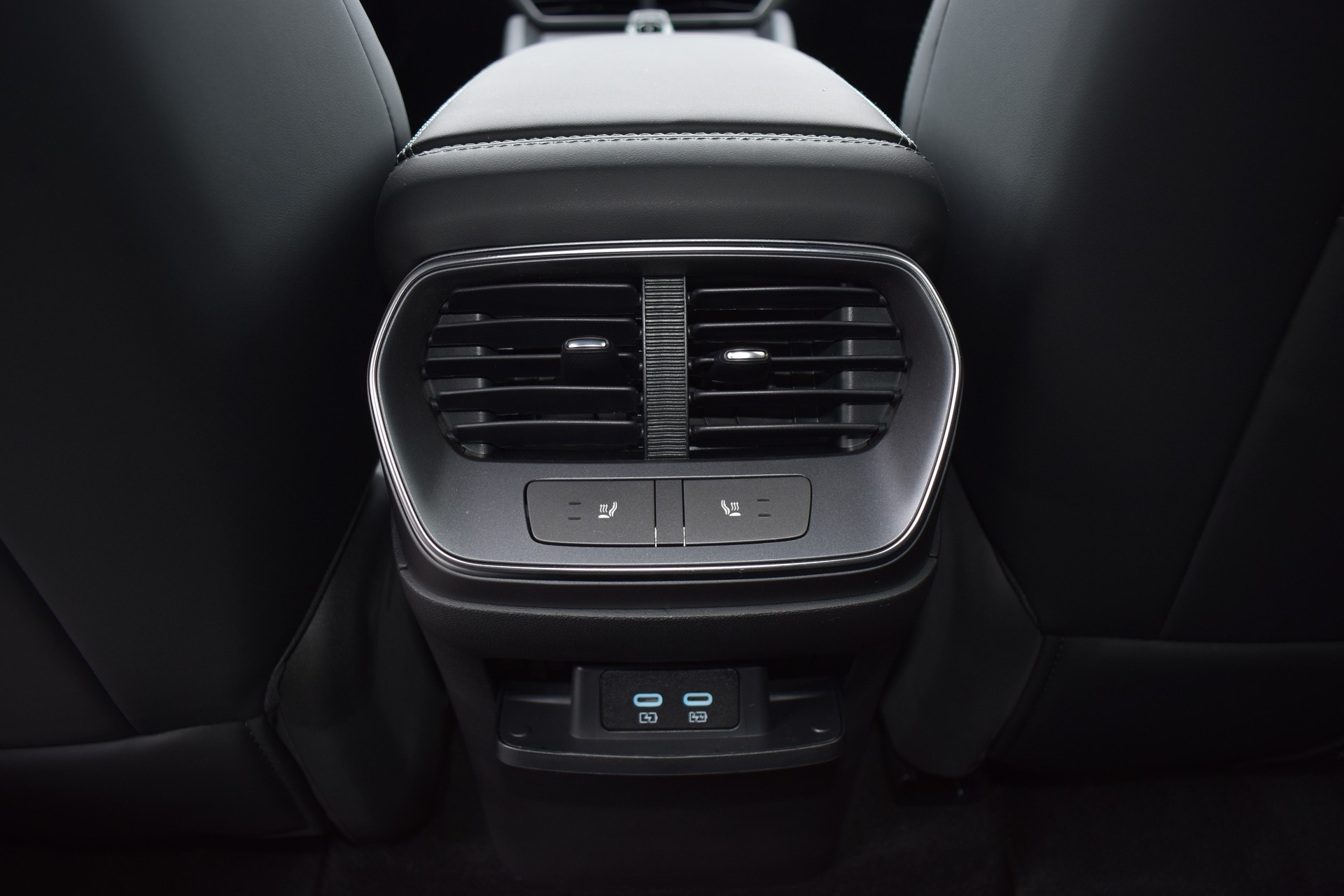 BYD Sealion 7 82,5 kWh Design AWD-image-13