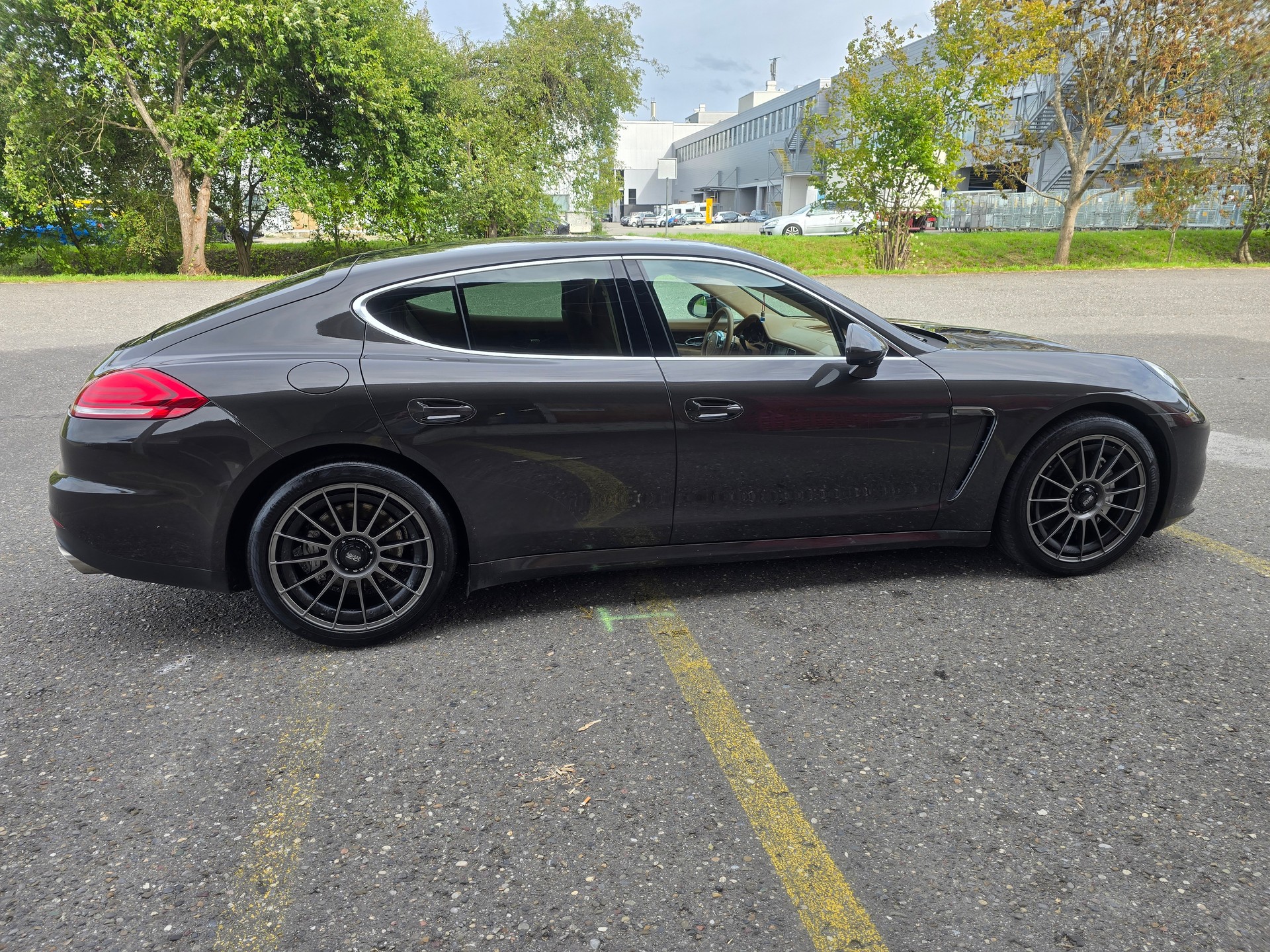 PORSCHE Panamera 4S 3.0 PDK-image-9