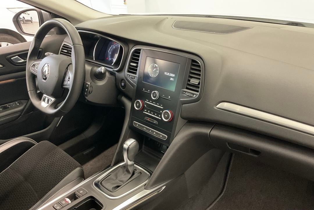 RENAULT Mégane Grandtour 1.5 dCi GT Line EDC-image-5