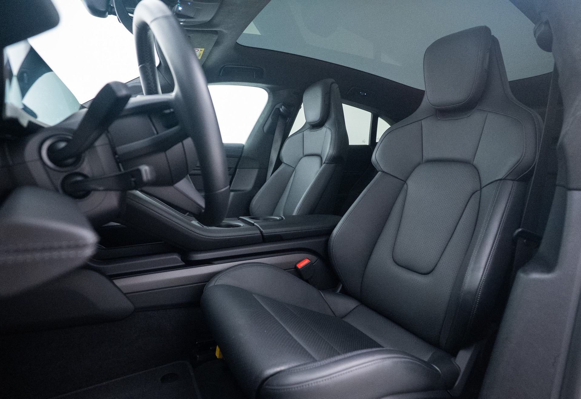 PORSCHE Taycan Turbo S Cross Turismo-image-7