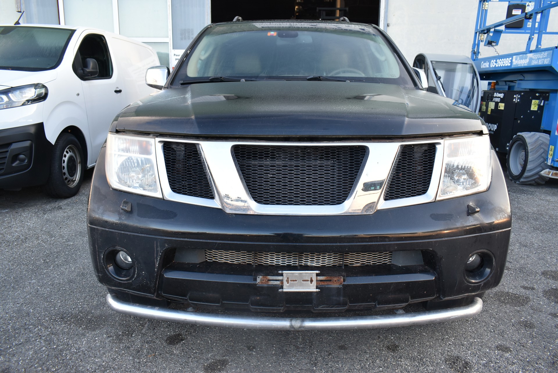 NISSAN Pathfinder 2.5 dCi LE-image-3