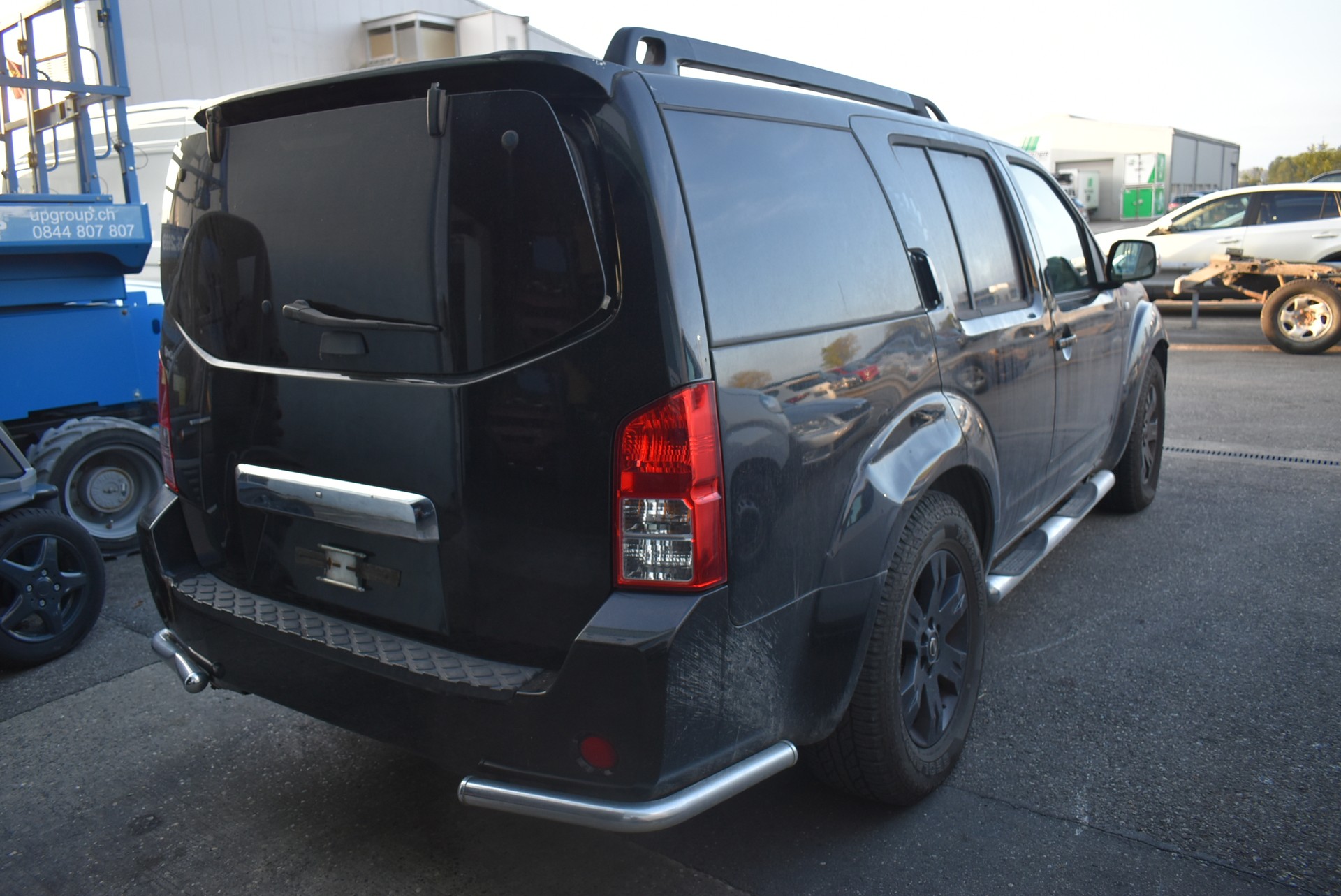 NISSAN Pathfinder 2.5 dCi LE-image-5