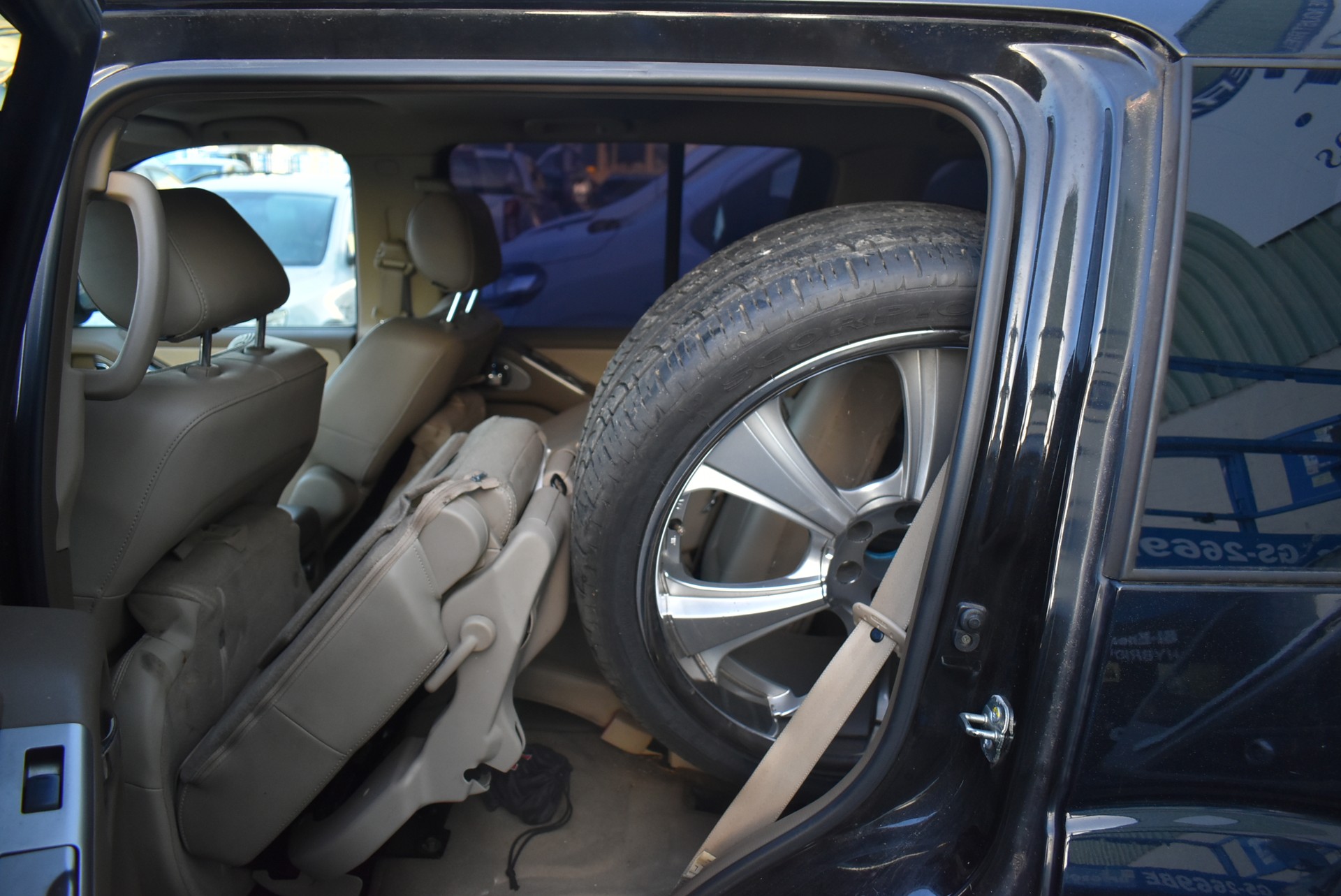 NISSAN Pathfinder 2.5 dCi LE-image-8