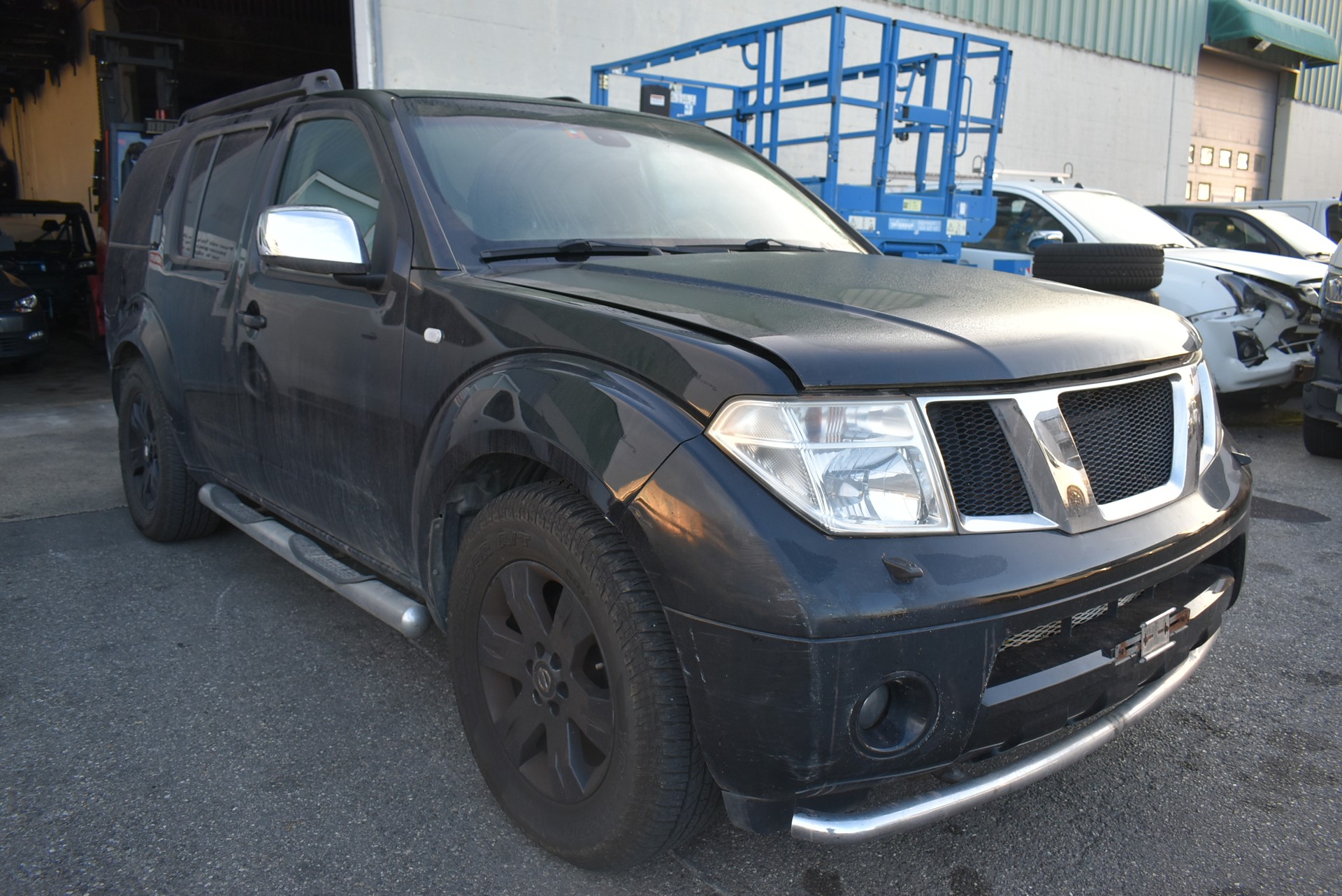 NISSAN Pathfinder 2.5 dCi LE-image-4