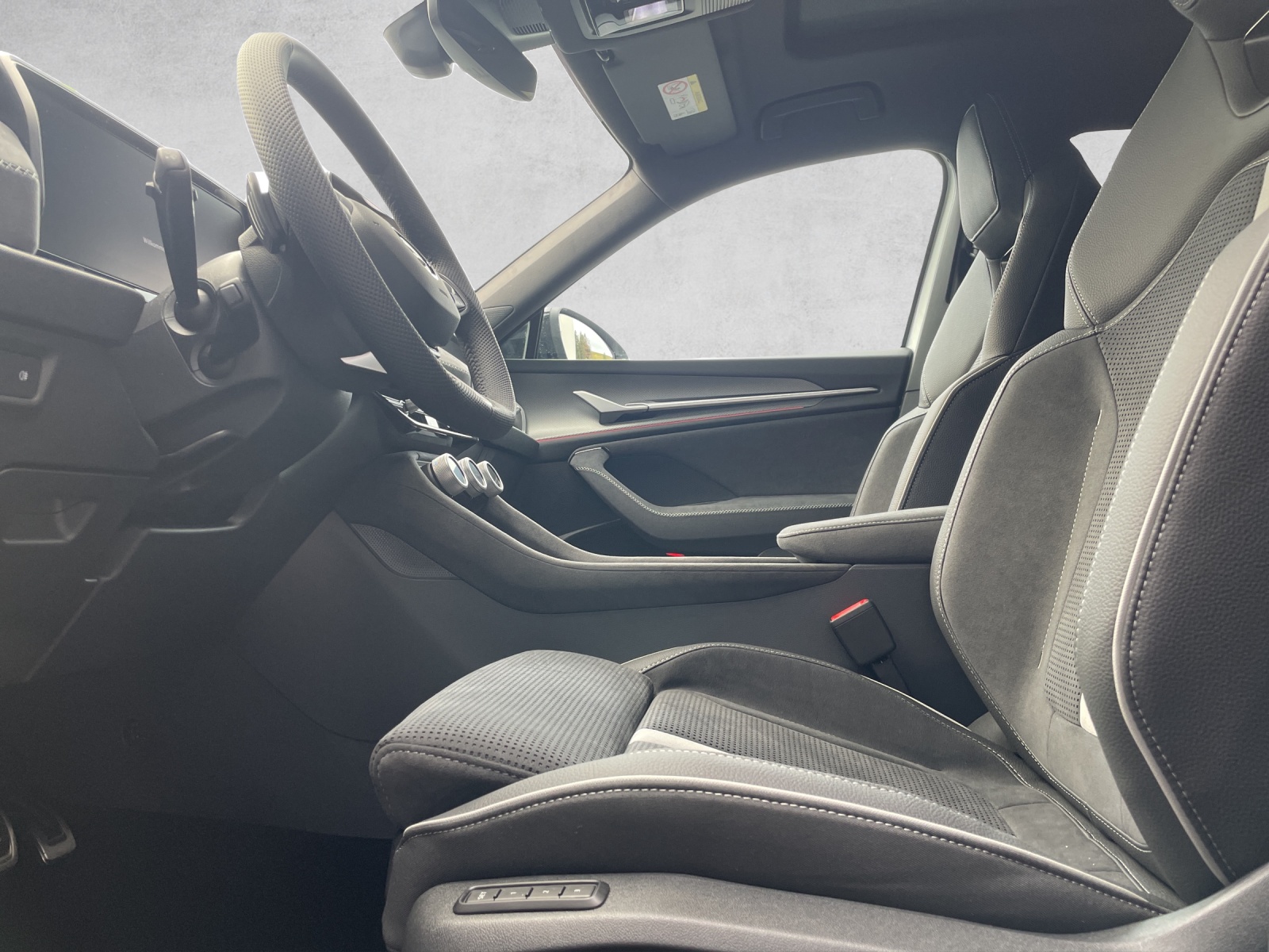 SKODA Kodiaq 2.0 TDI Sportline 4x4-image-4