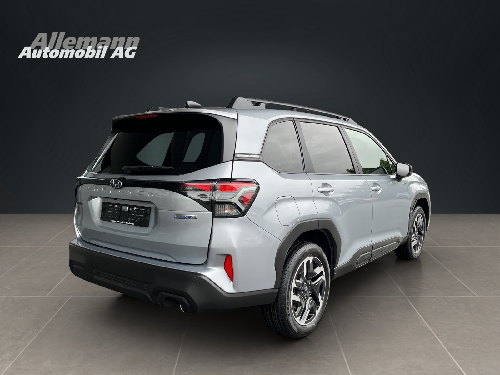 SUBARU Forester Station 2.0i e-Boxer Swiss Plus-image-5