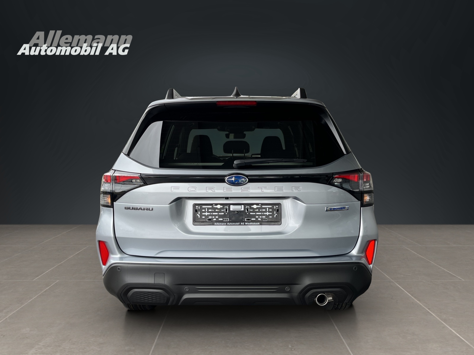 SUBARU Forester Station 2.0i e-Boxer Swiss Plus-image-4