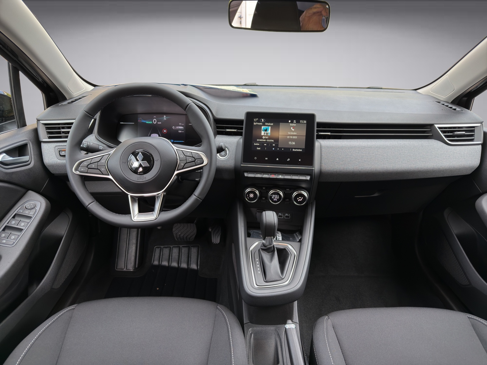 MITSUBISHI Colt 1.6 HEV Invite+-image-11