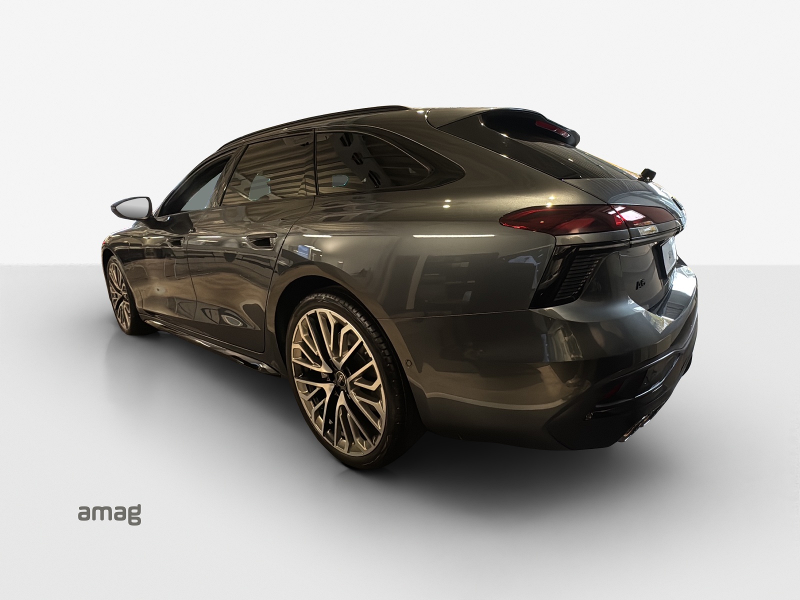 AUDI A6 Avant TDI quattro 150 kW S tronic-image-2
